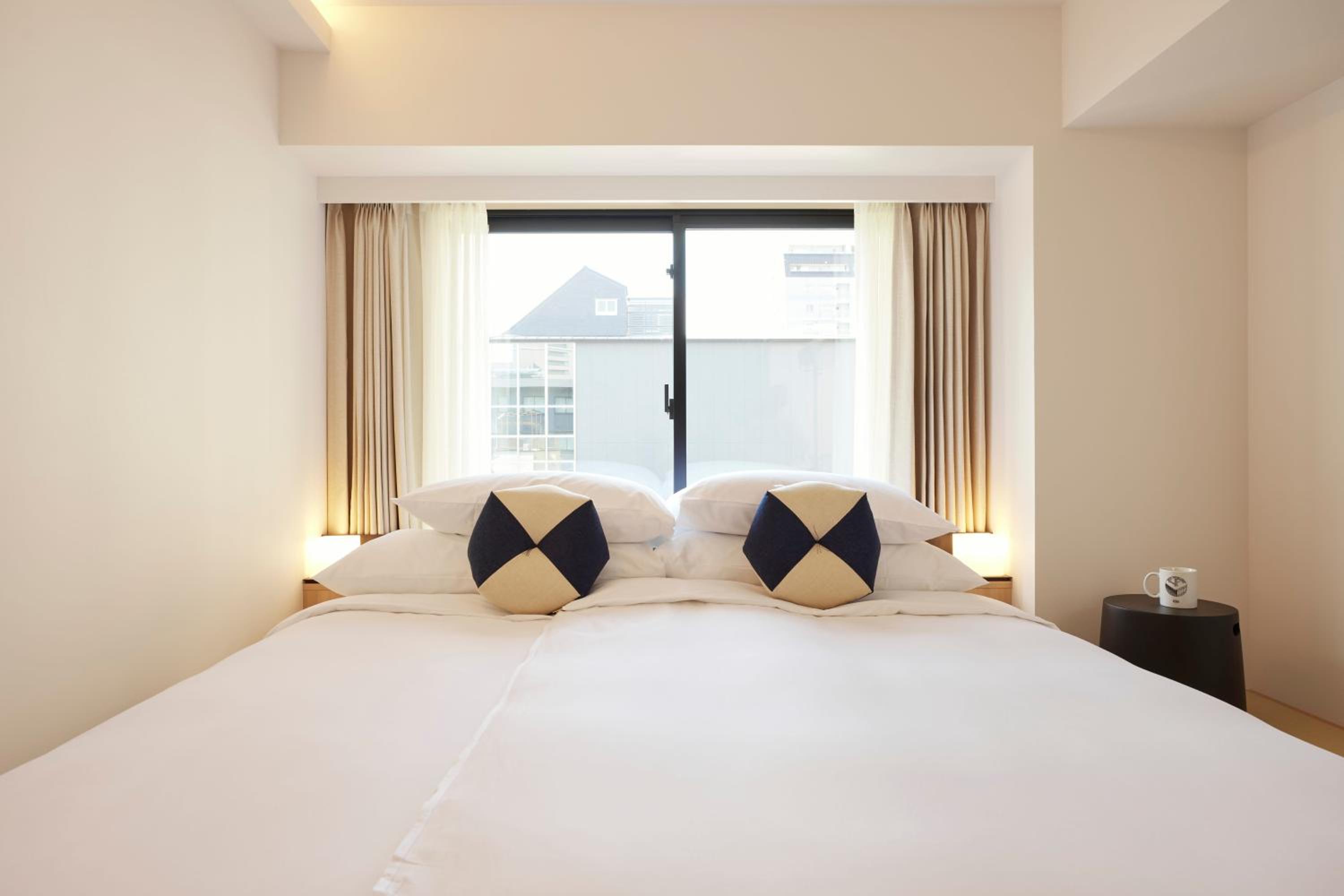 Comfy Hollywood Twin Room - Photo 20