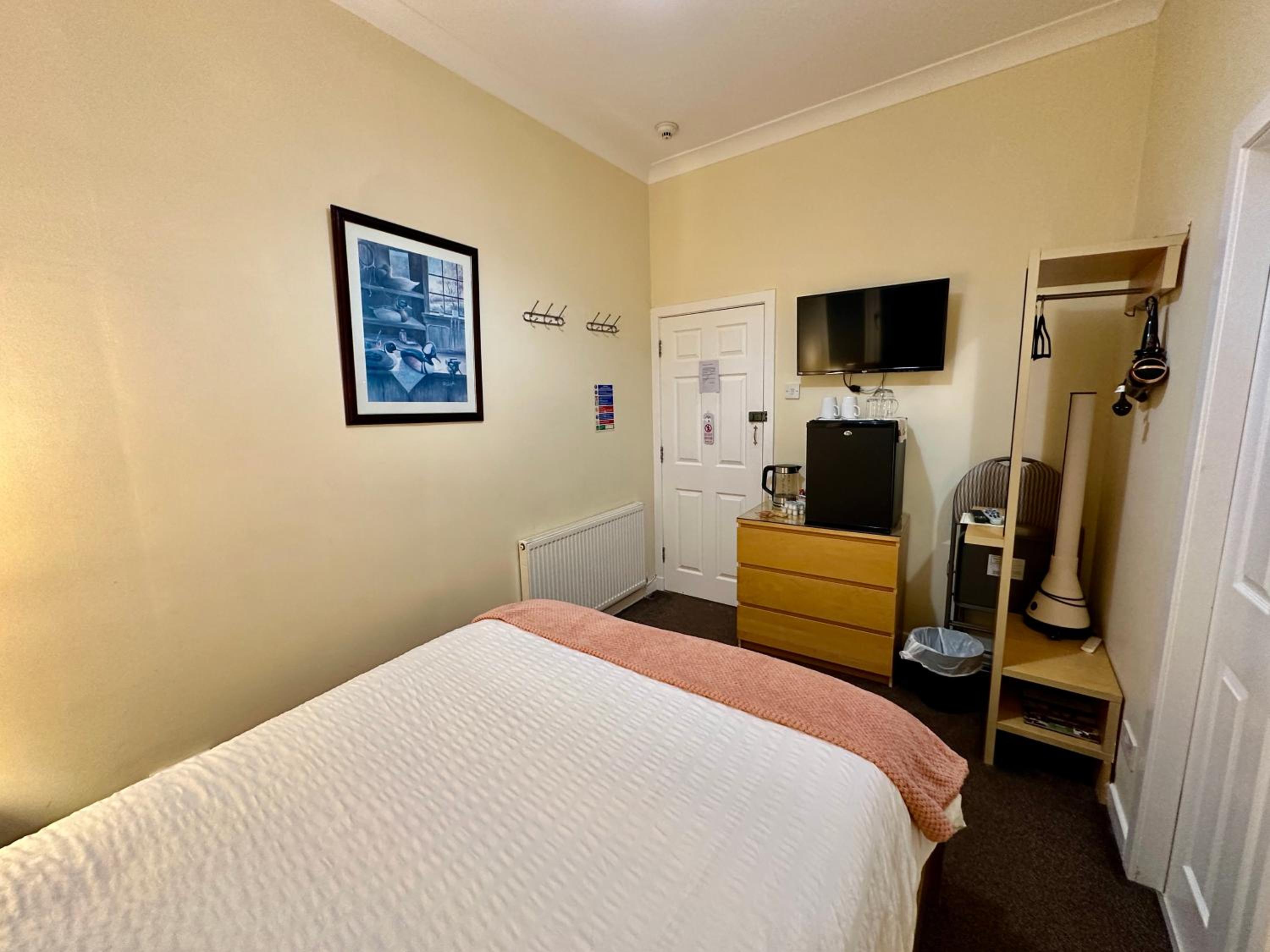 Small Double Room photo 3