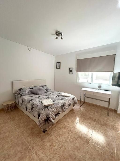 Three-Bedroom Apartment photo 2