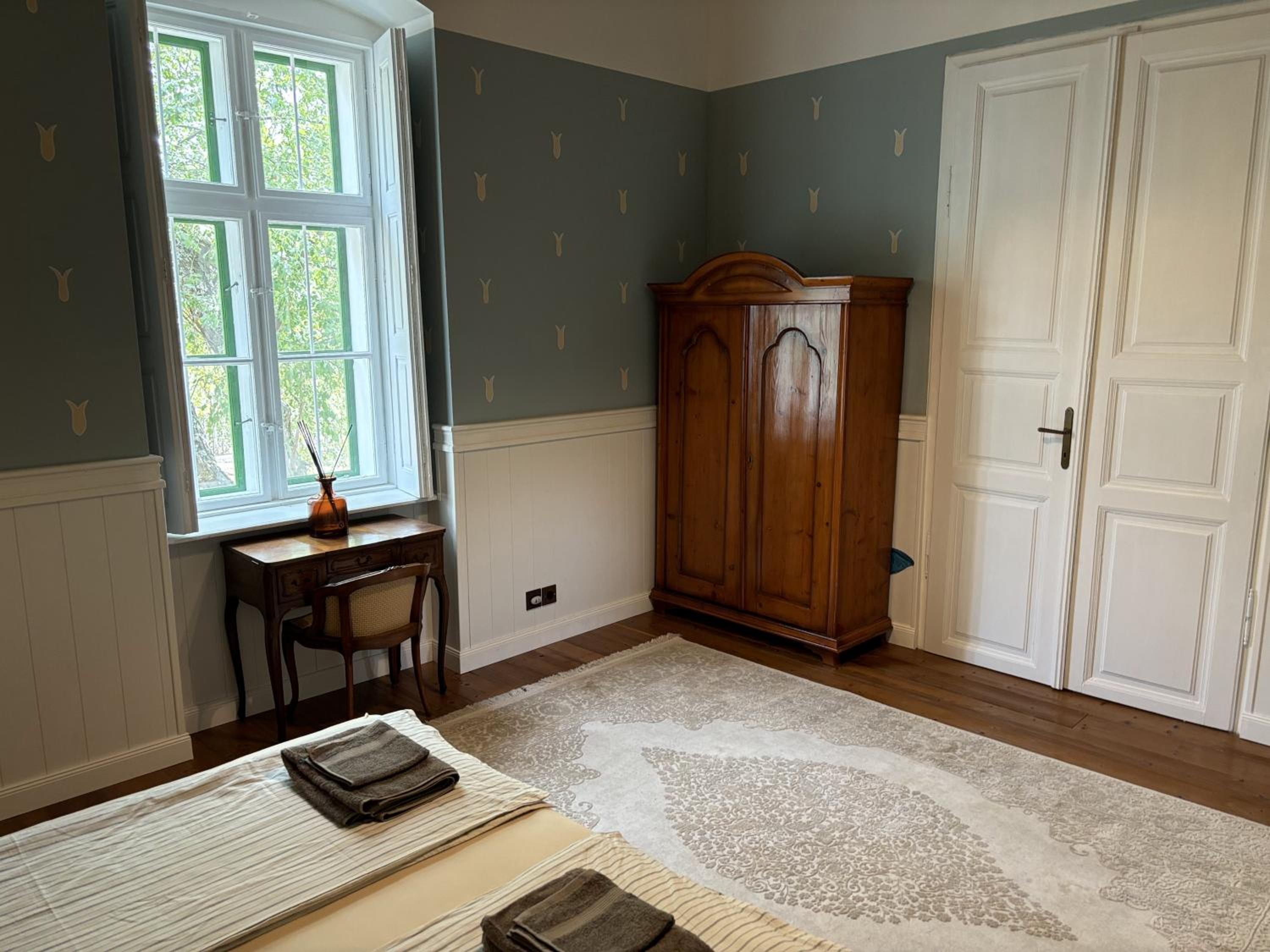 Suite with Lake View photo 3