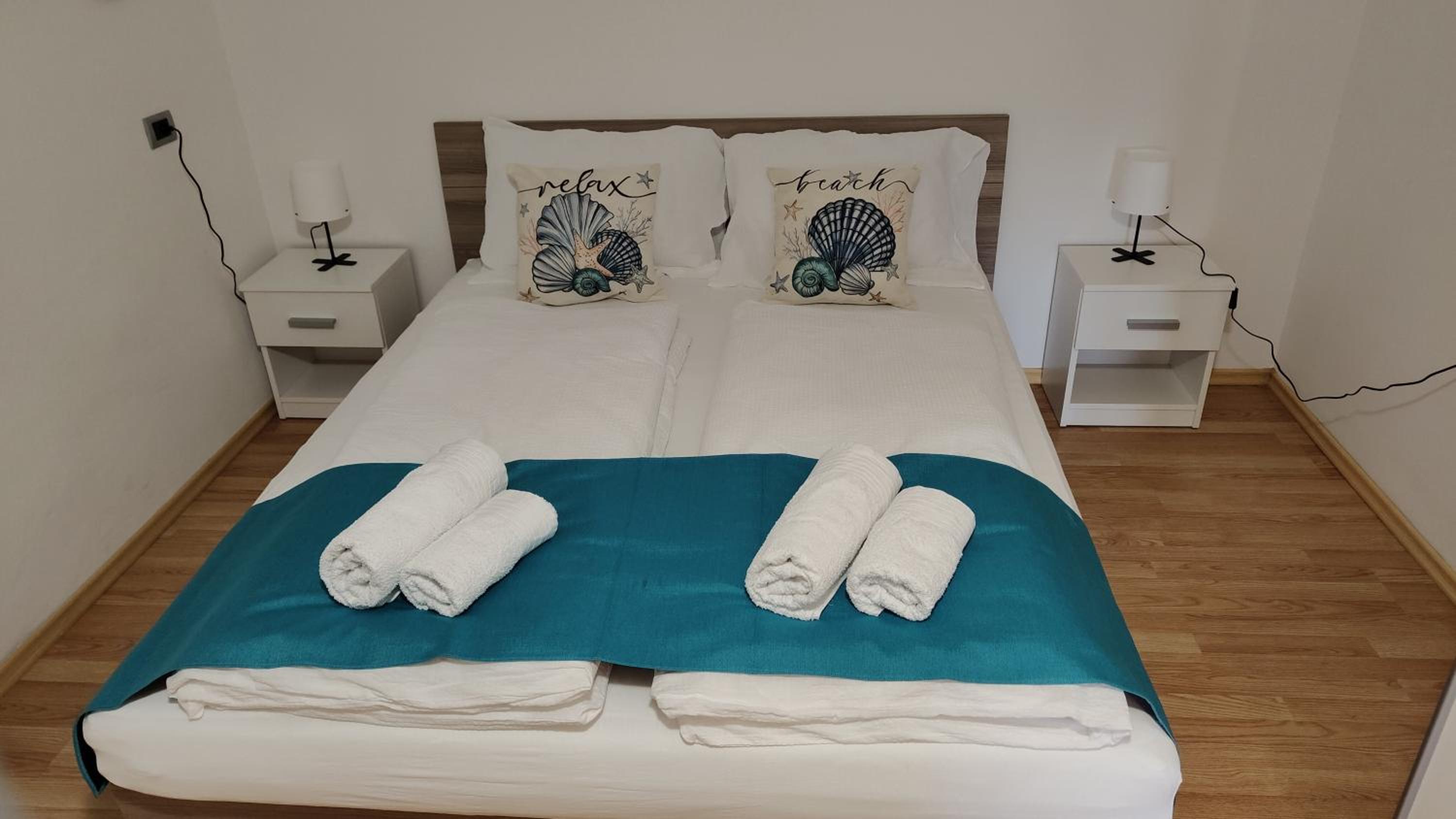Two-Bedroom Apartment with Balcony photo 2