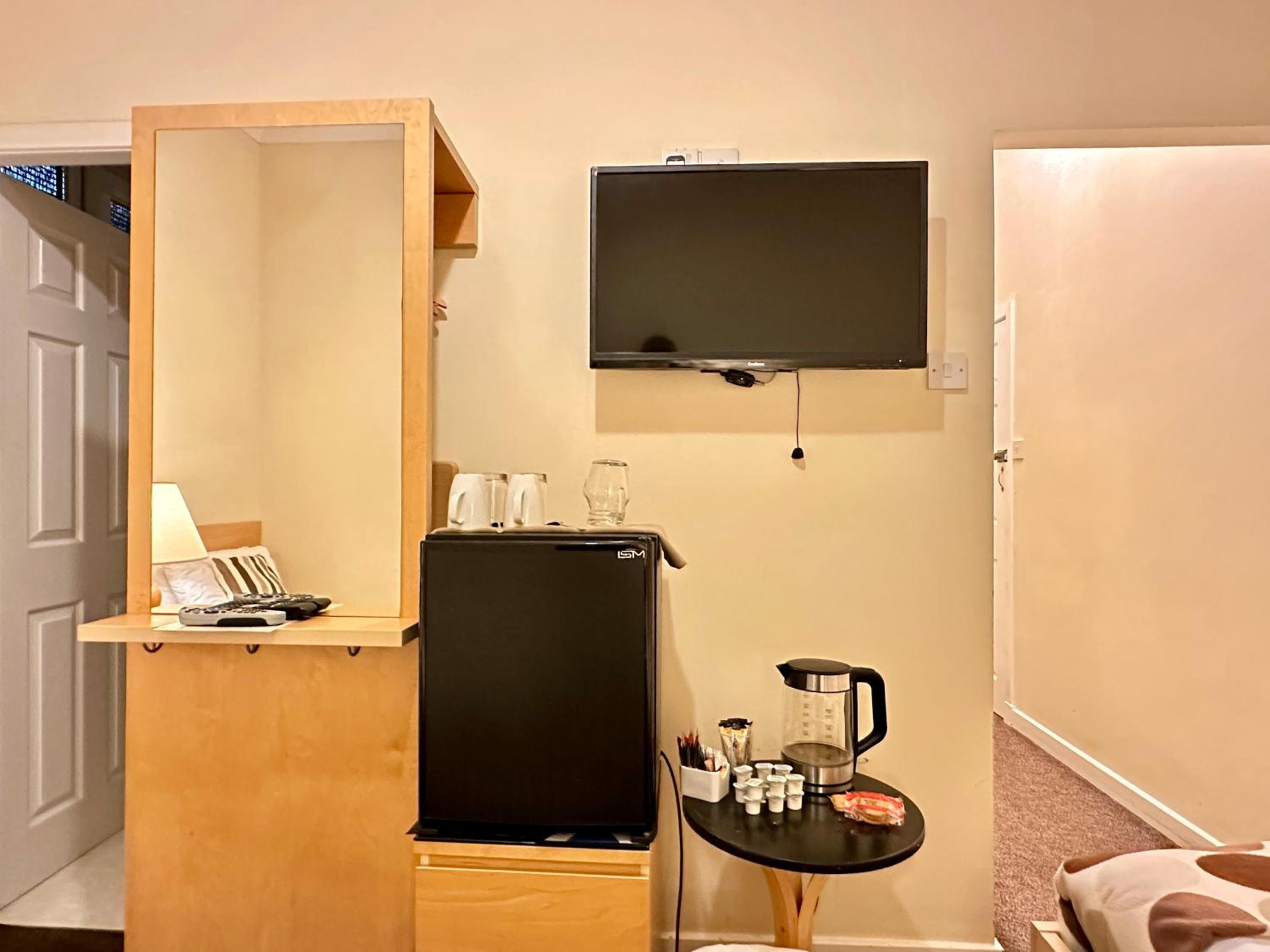 Standard Twin Room photo 3