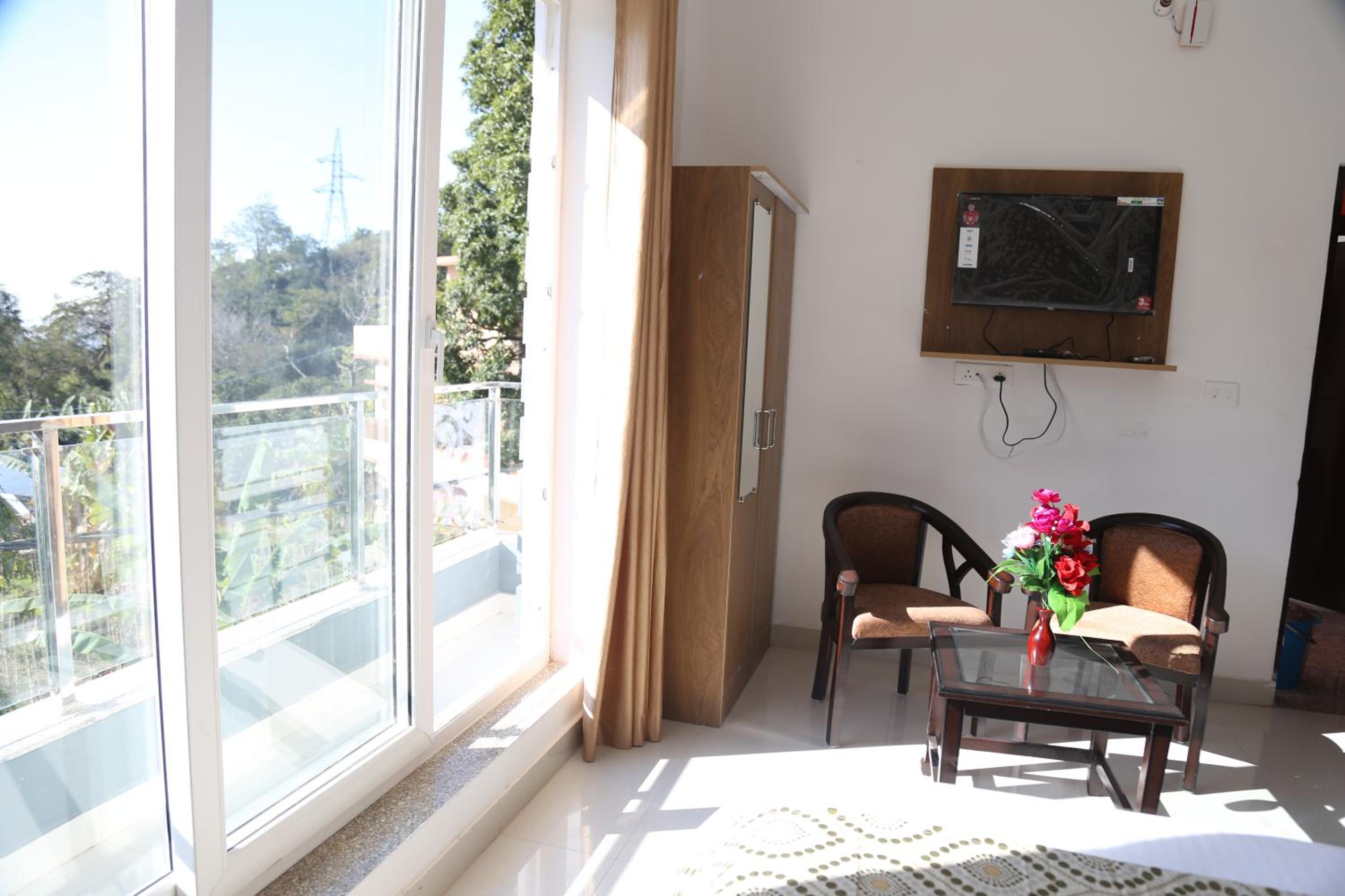 Deluxe Double Room With Balcony
