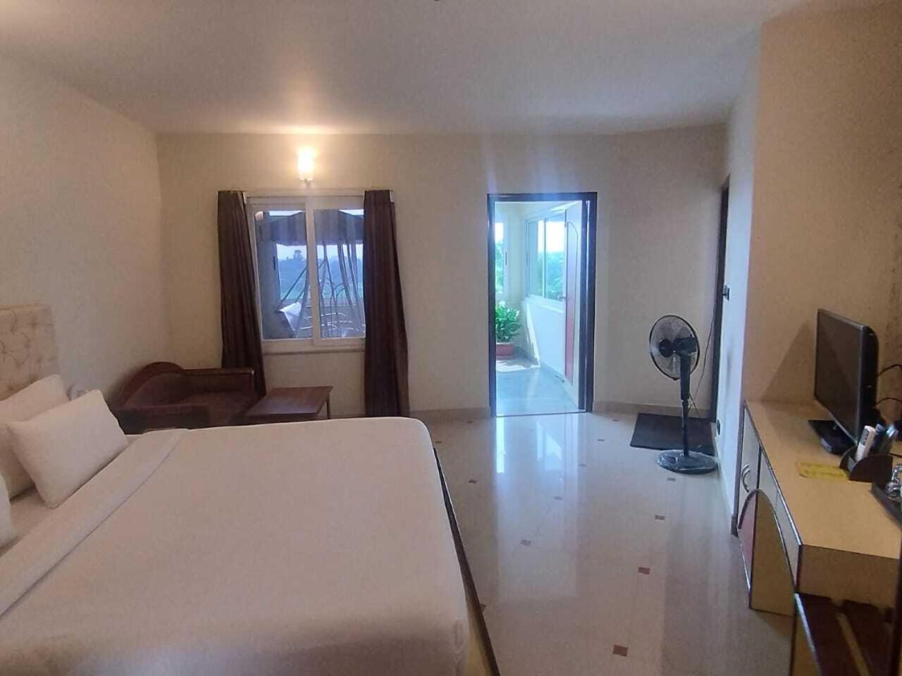 One-Bedroom Suite - Photo 7