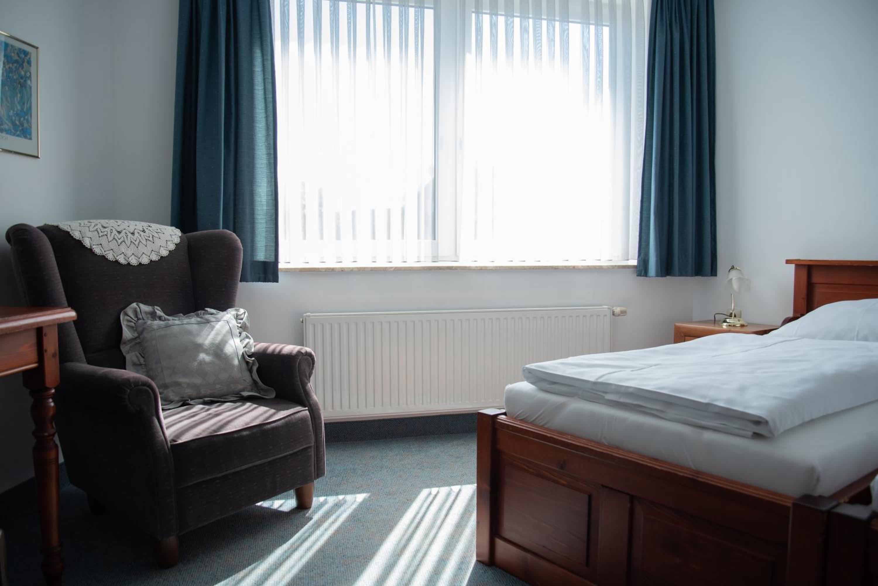 Basic Double Room - Photo 3