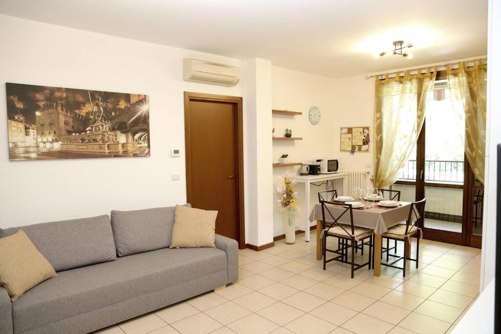 Apartment with Balcony photo 1