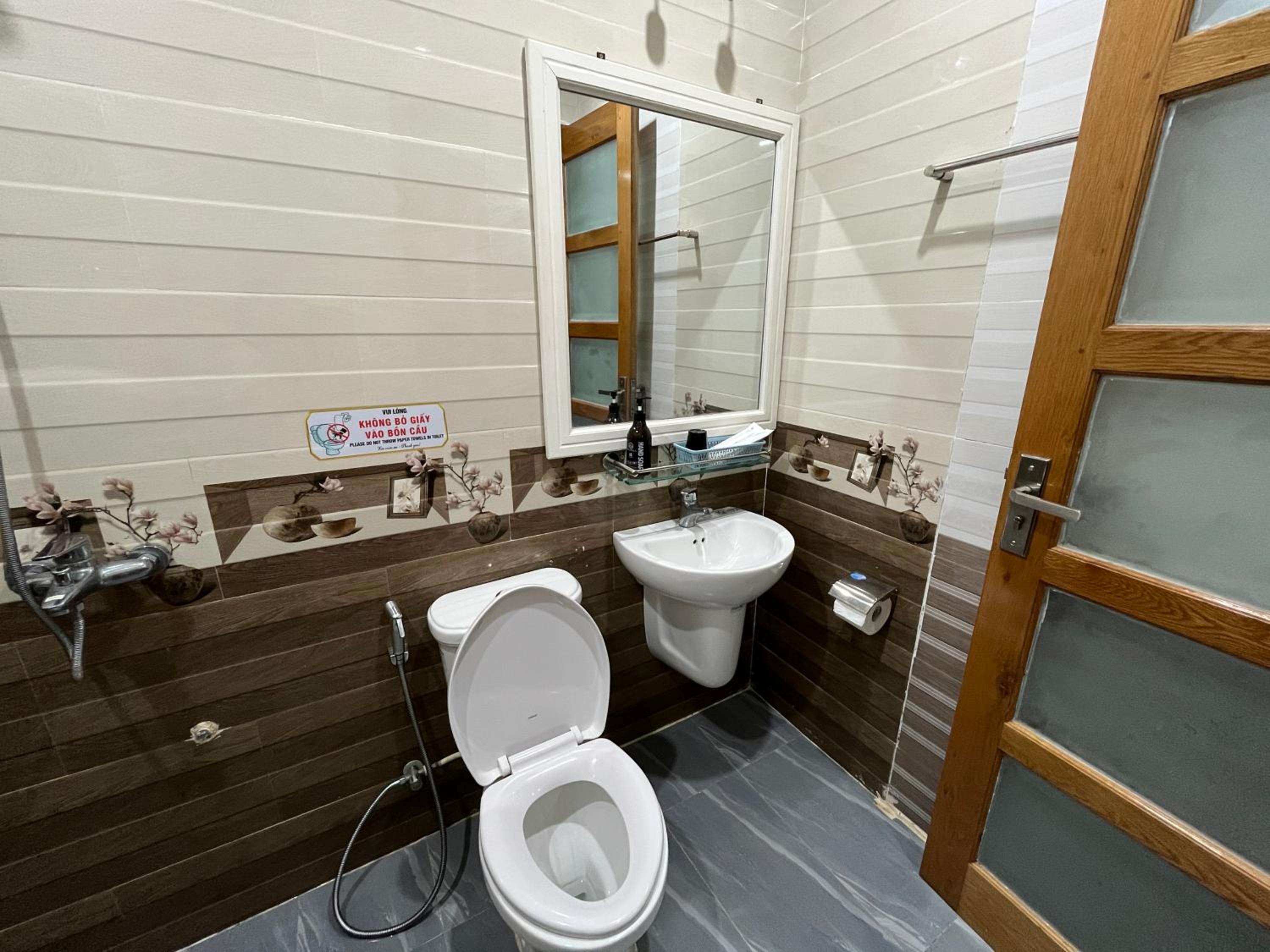 4-Bed Mixed Dormitory Room photo 2