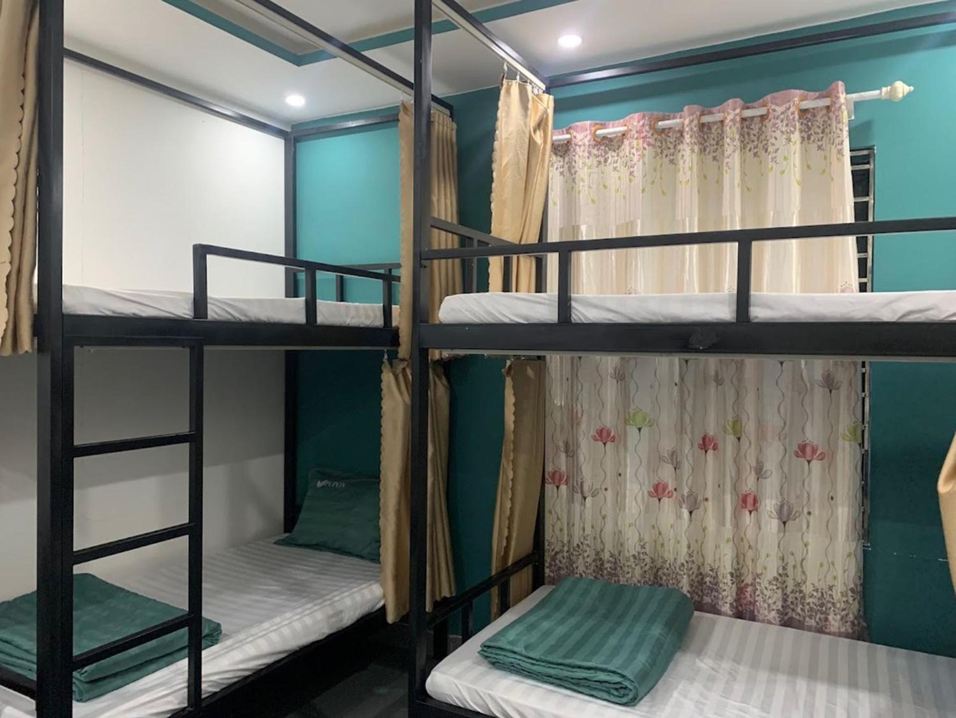4-Bed Mixed Dormitory Room photo 1