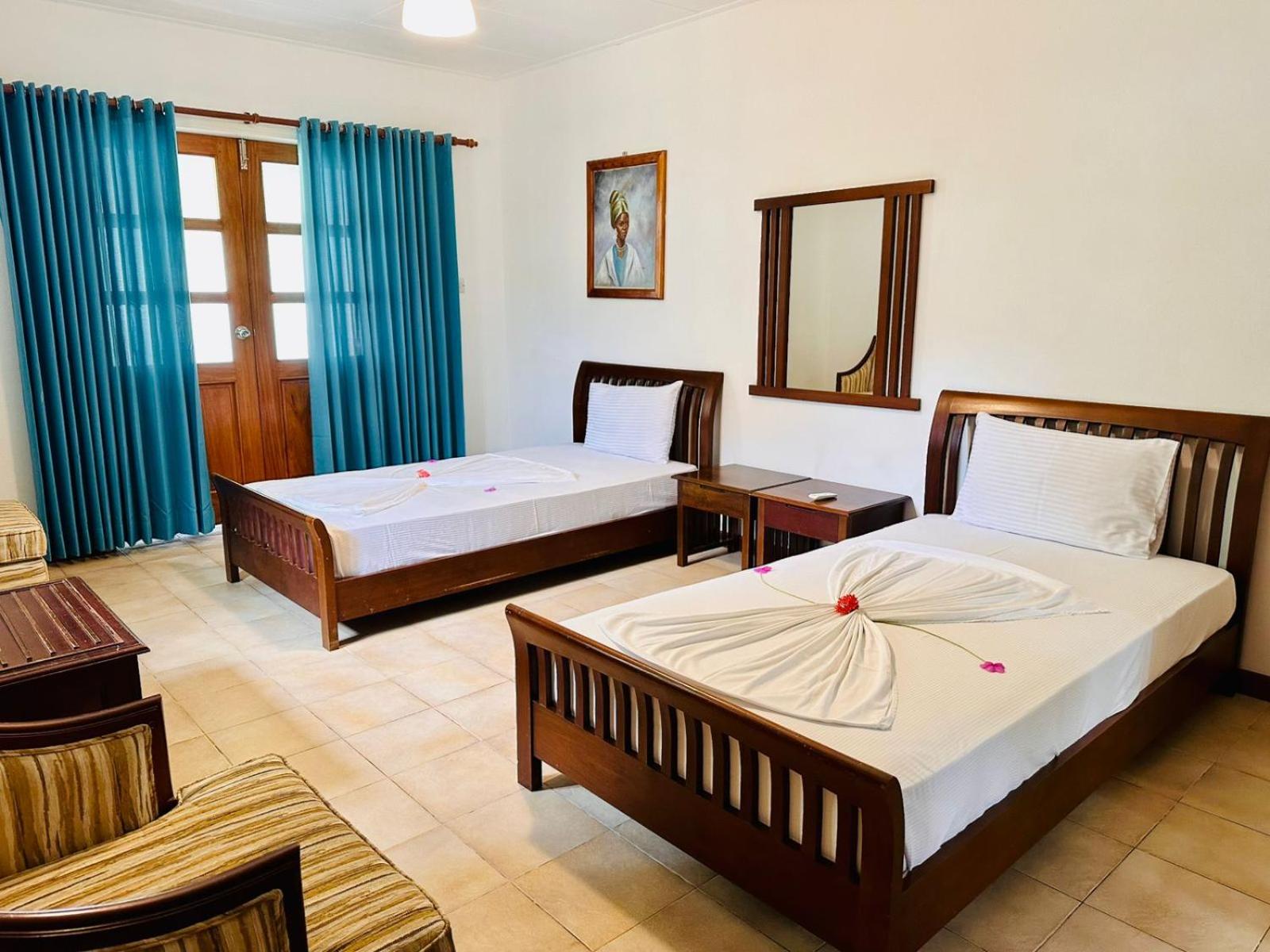 L’union Estate 2 Bed Room Beach Villa - Photo 8
