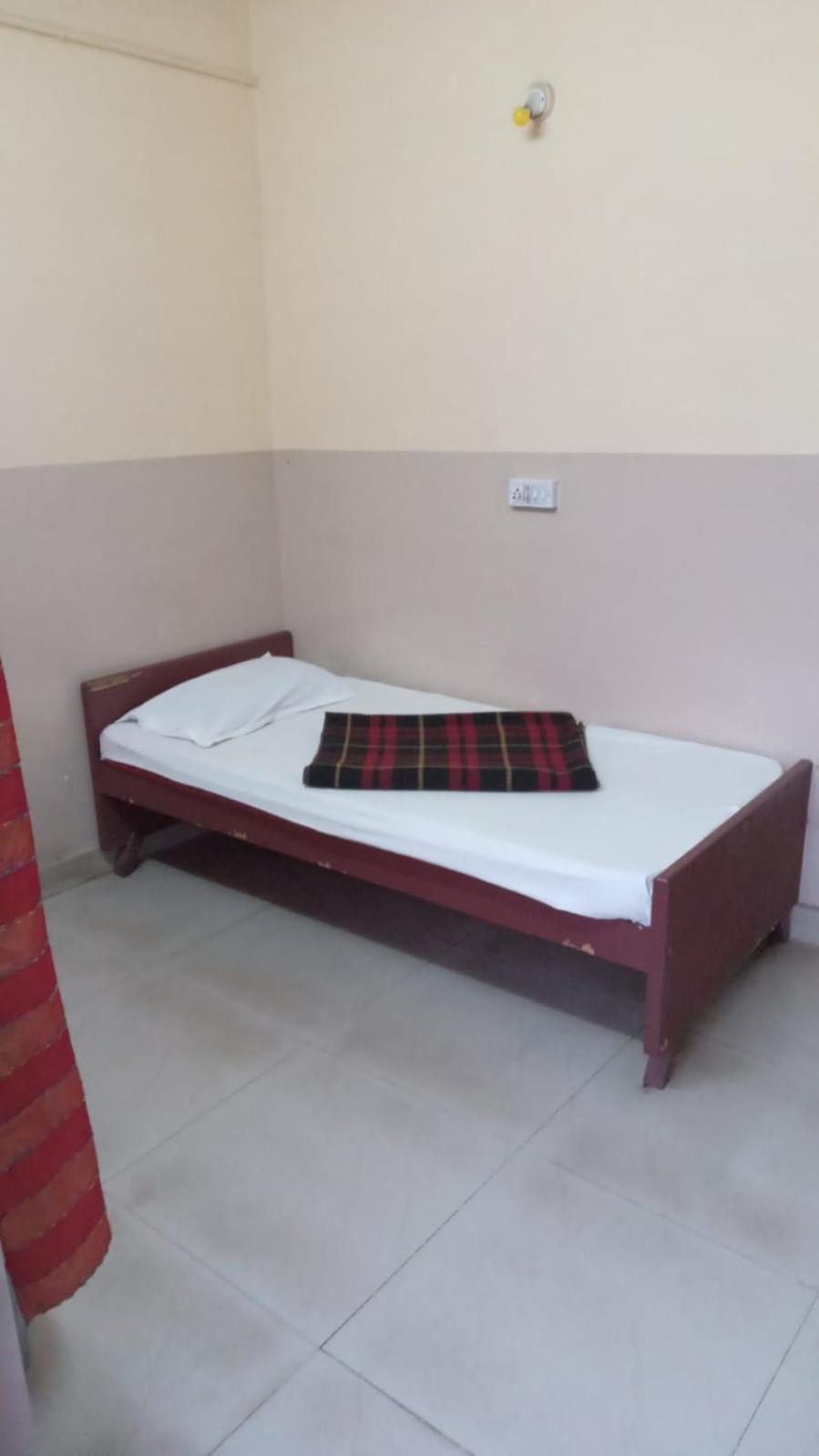 Budget Single Room