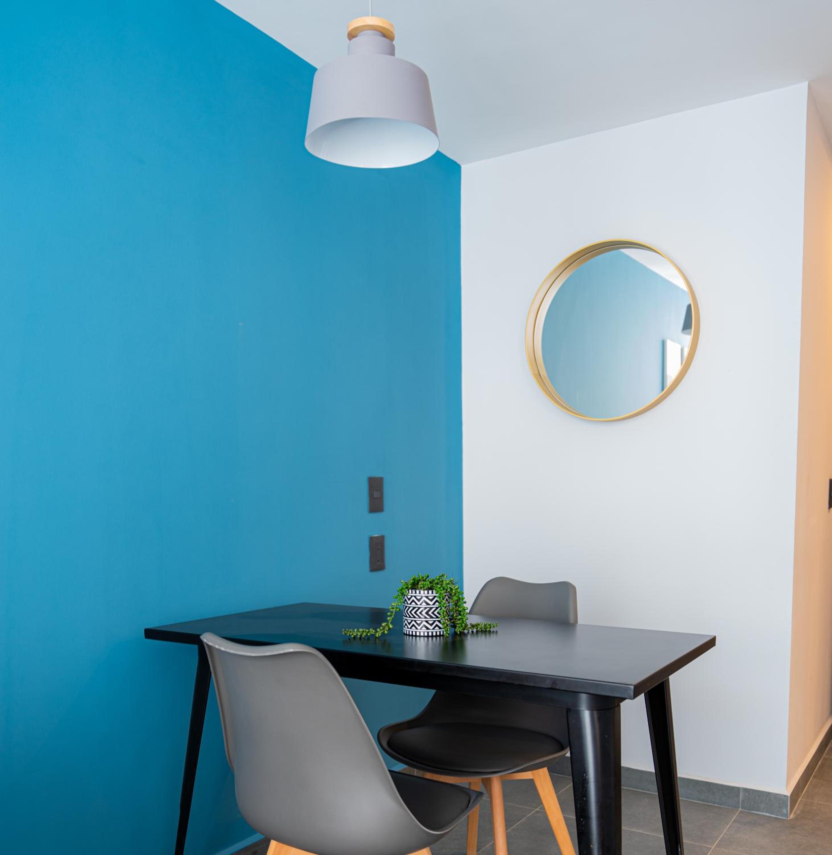Two-Bedroom Deluxe Apartment with Balcony - Photo 7