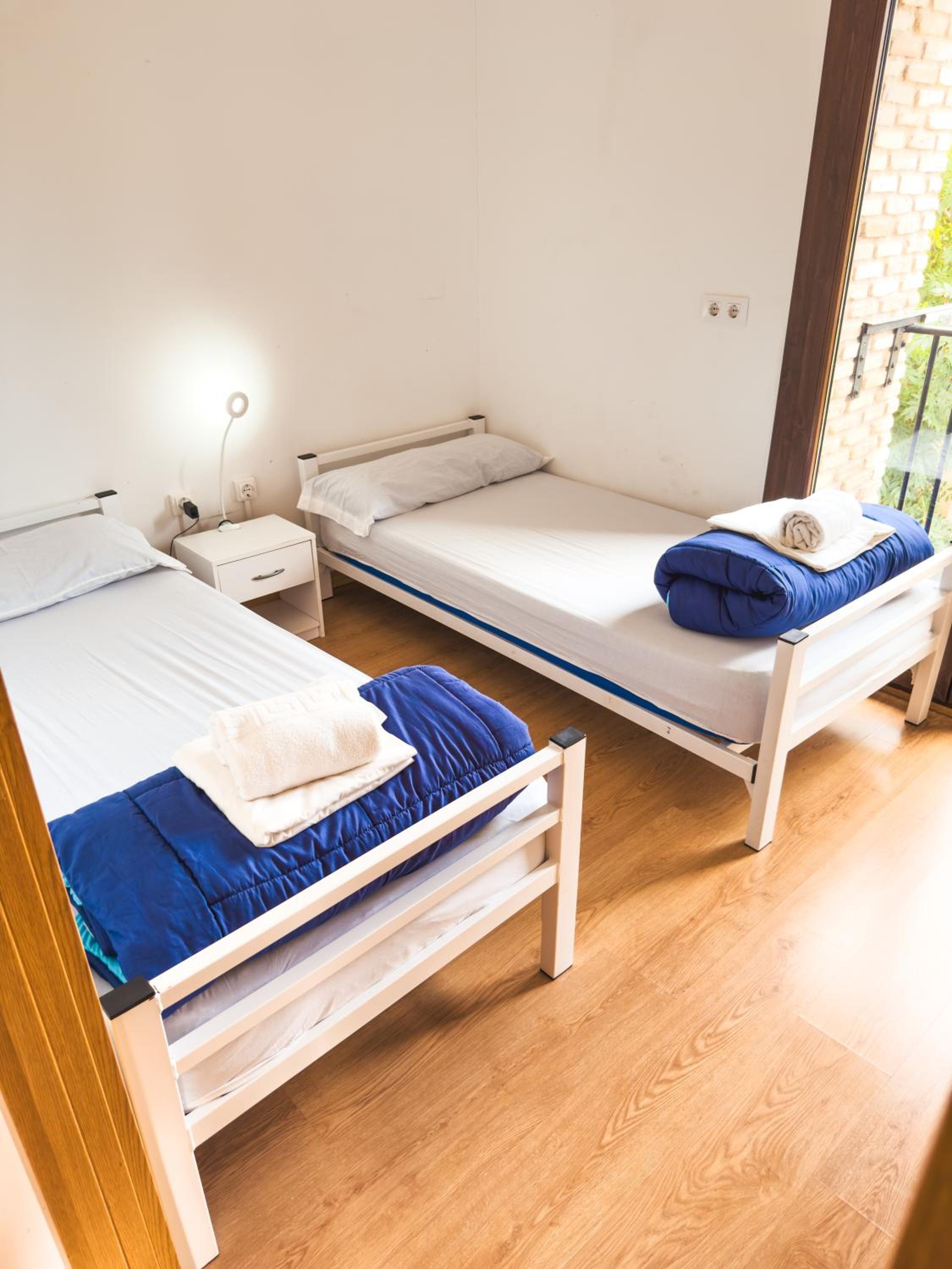 Budget Double Room - Photo 3