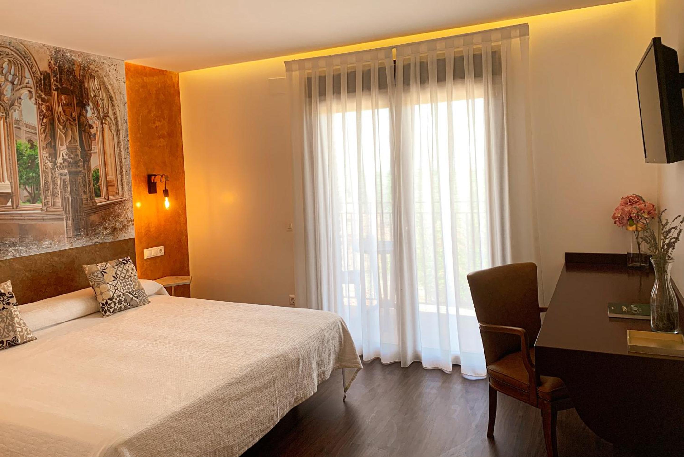 Suite with Balcony photo 3