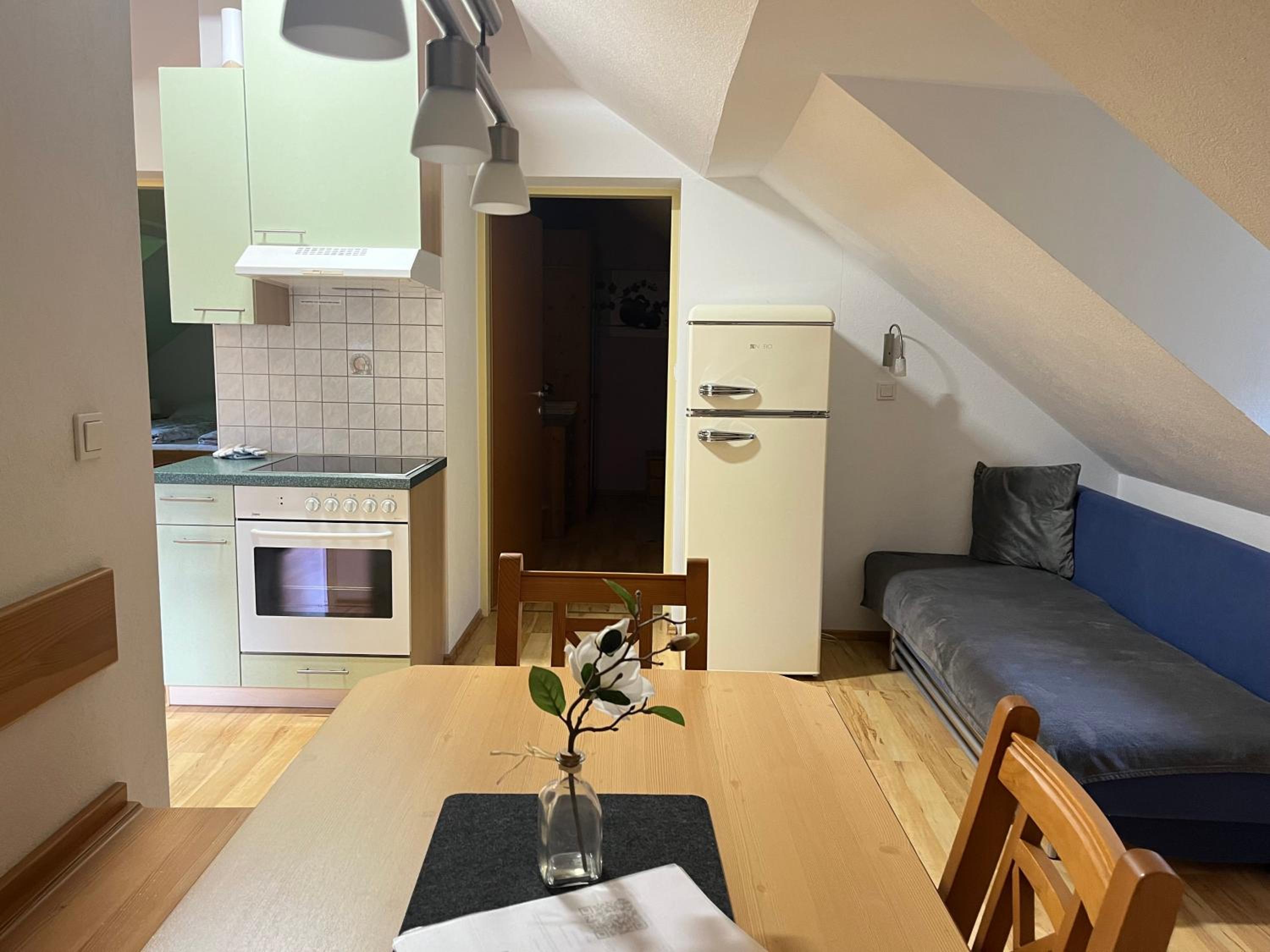 Apartment - Split Level photo 2