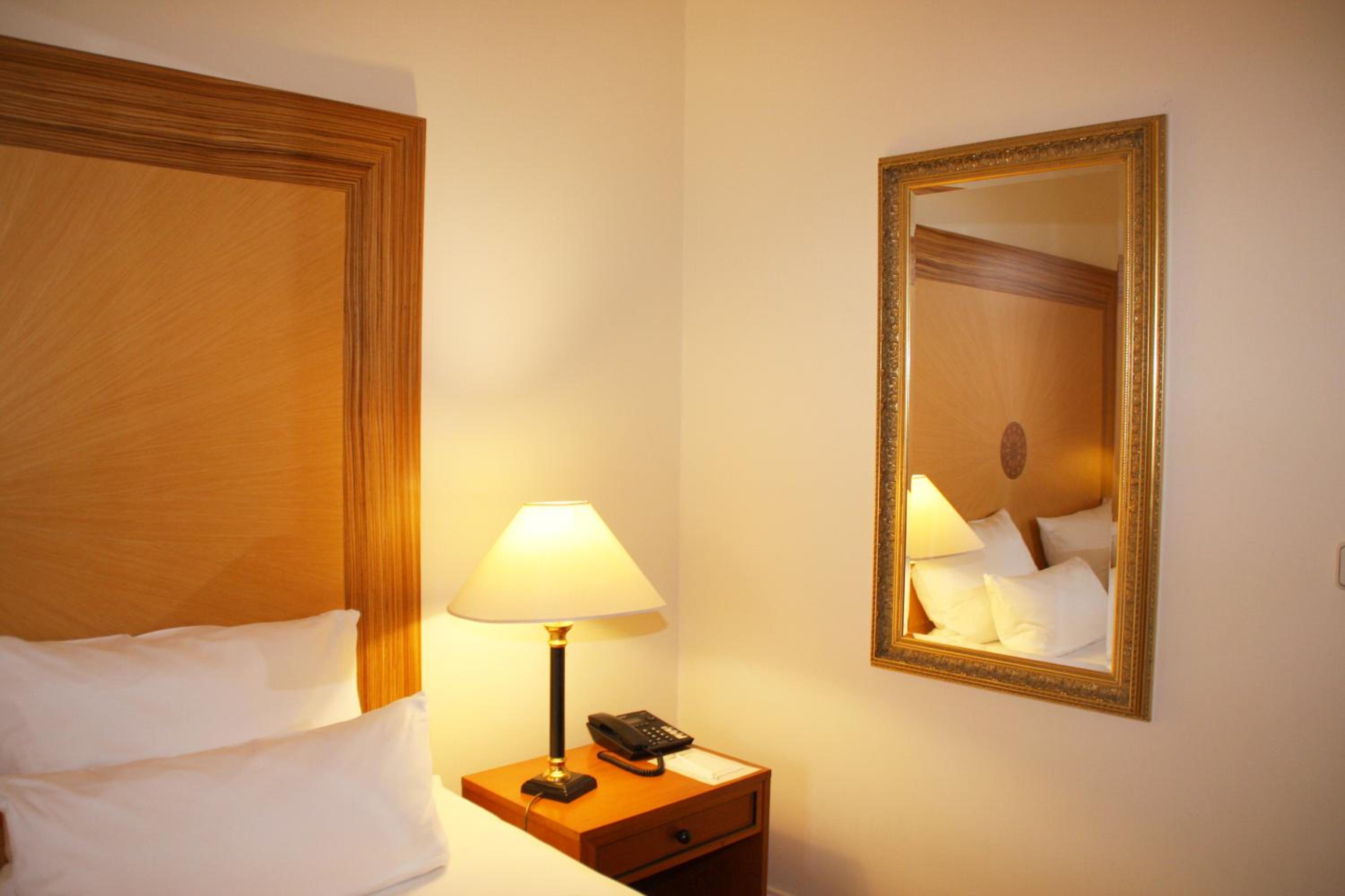 Standard Double Room - Photo 1