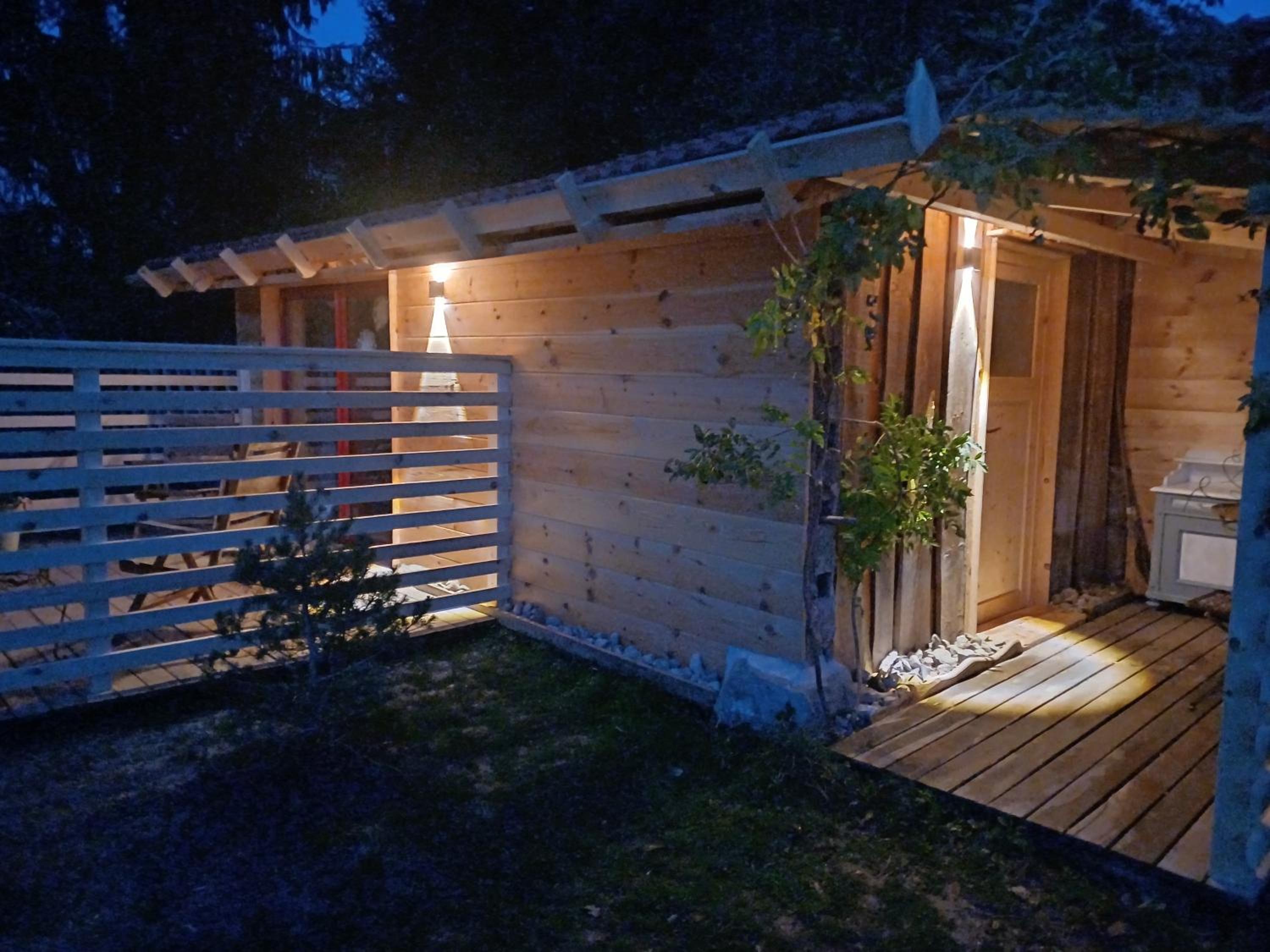 Small One-Bedroom House with Terrace photo 2