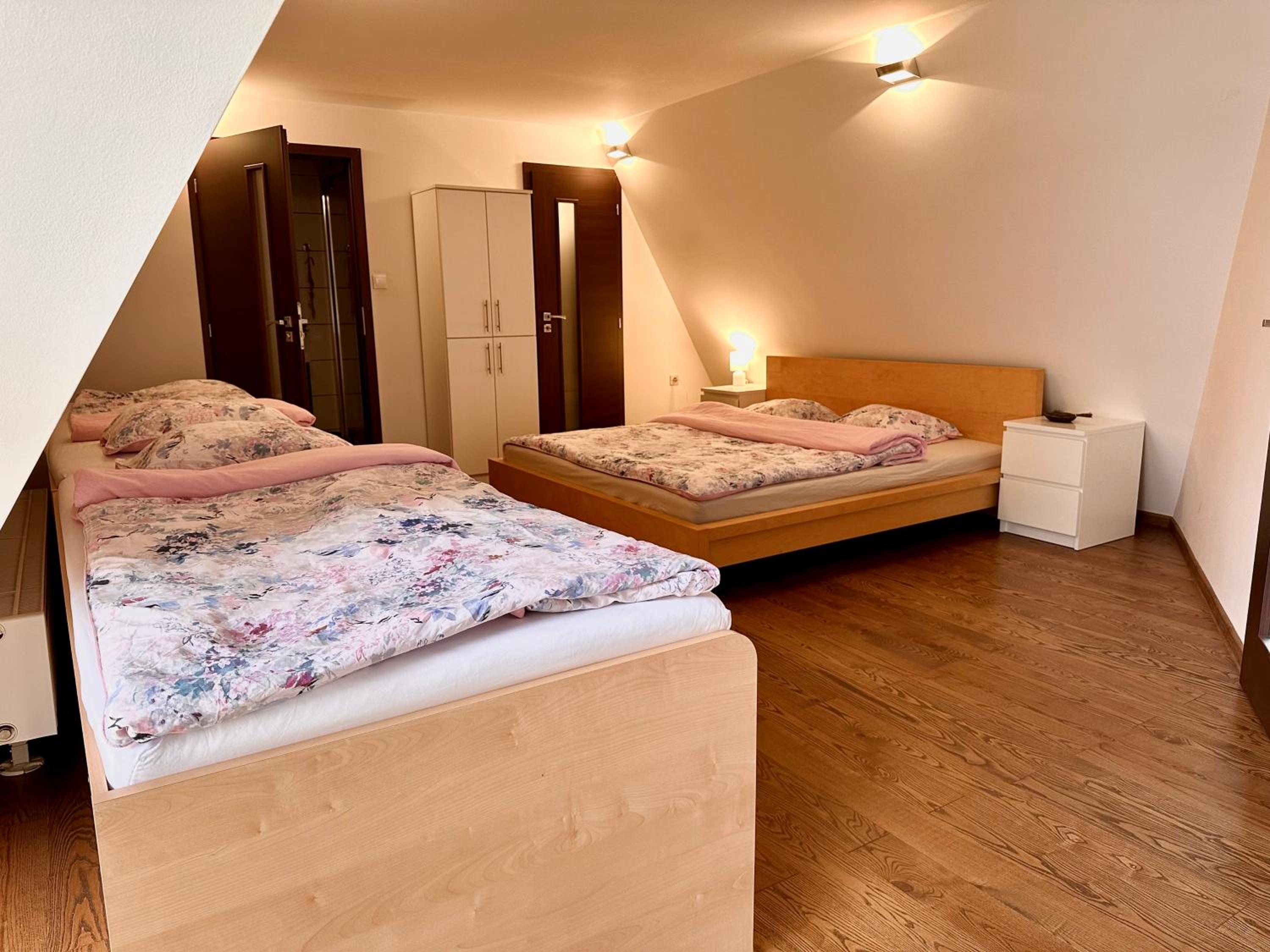Three-Bedroom House photo 3