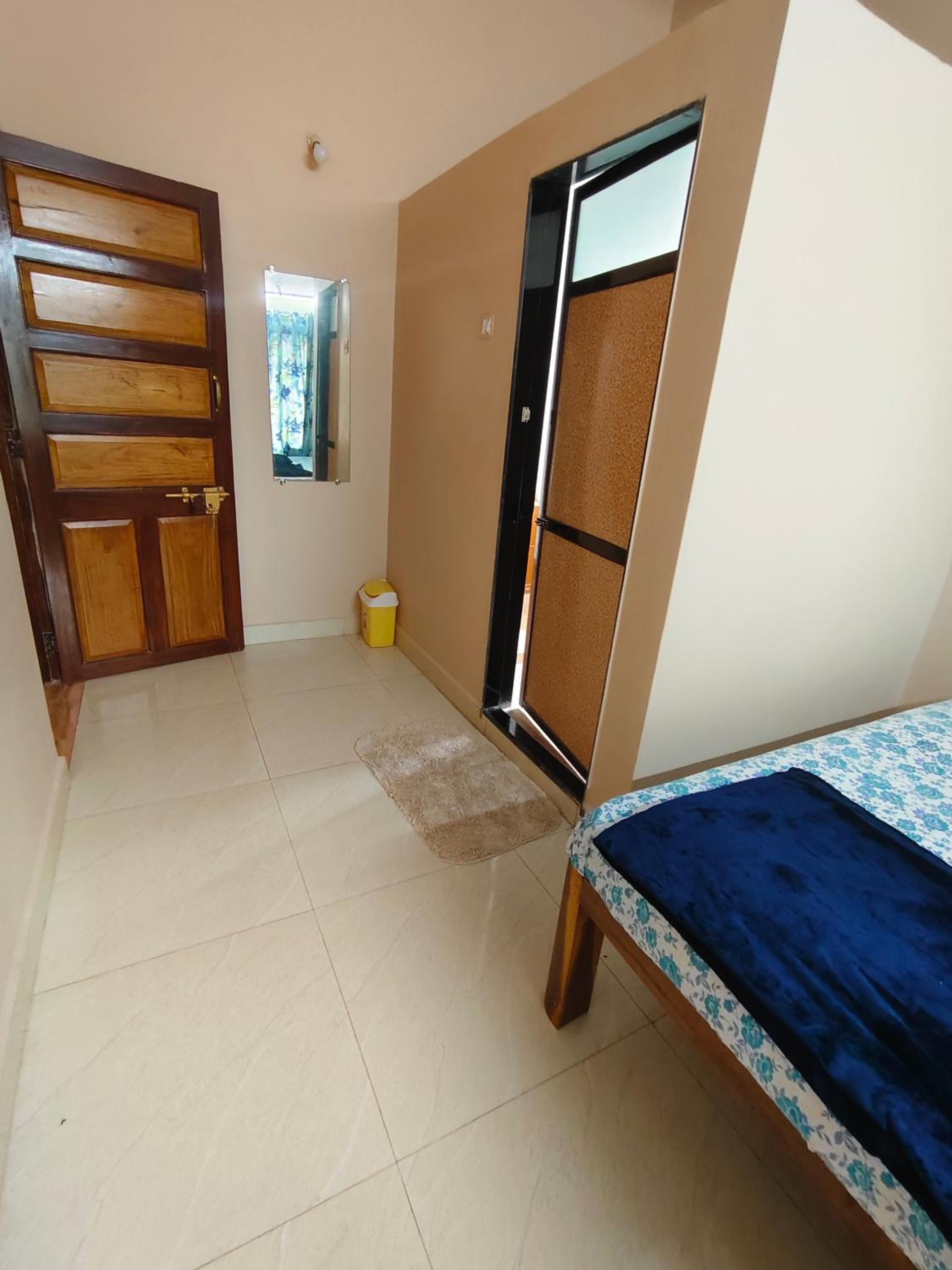 Single Room photo 2