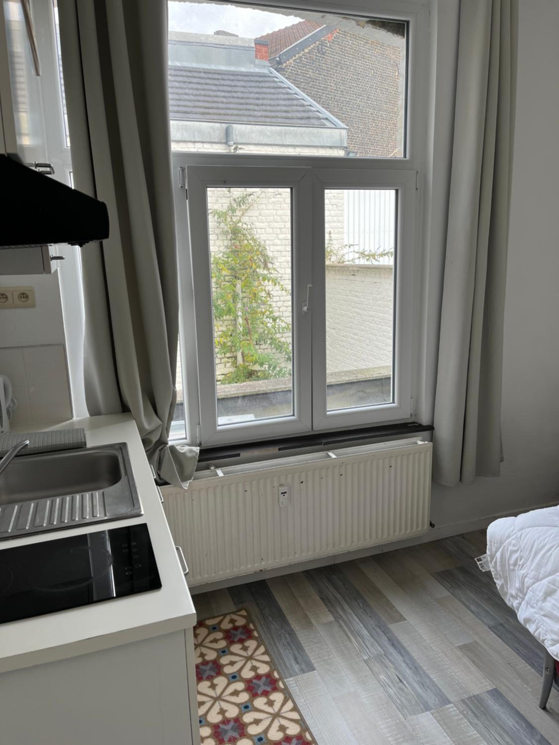 One-Bedroom Apartment photo 3