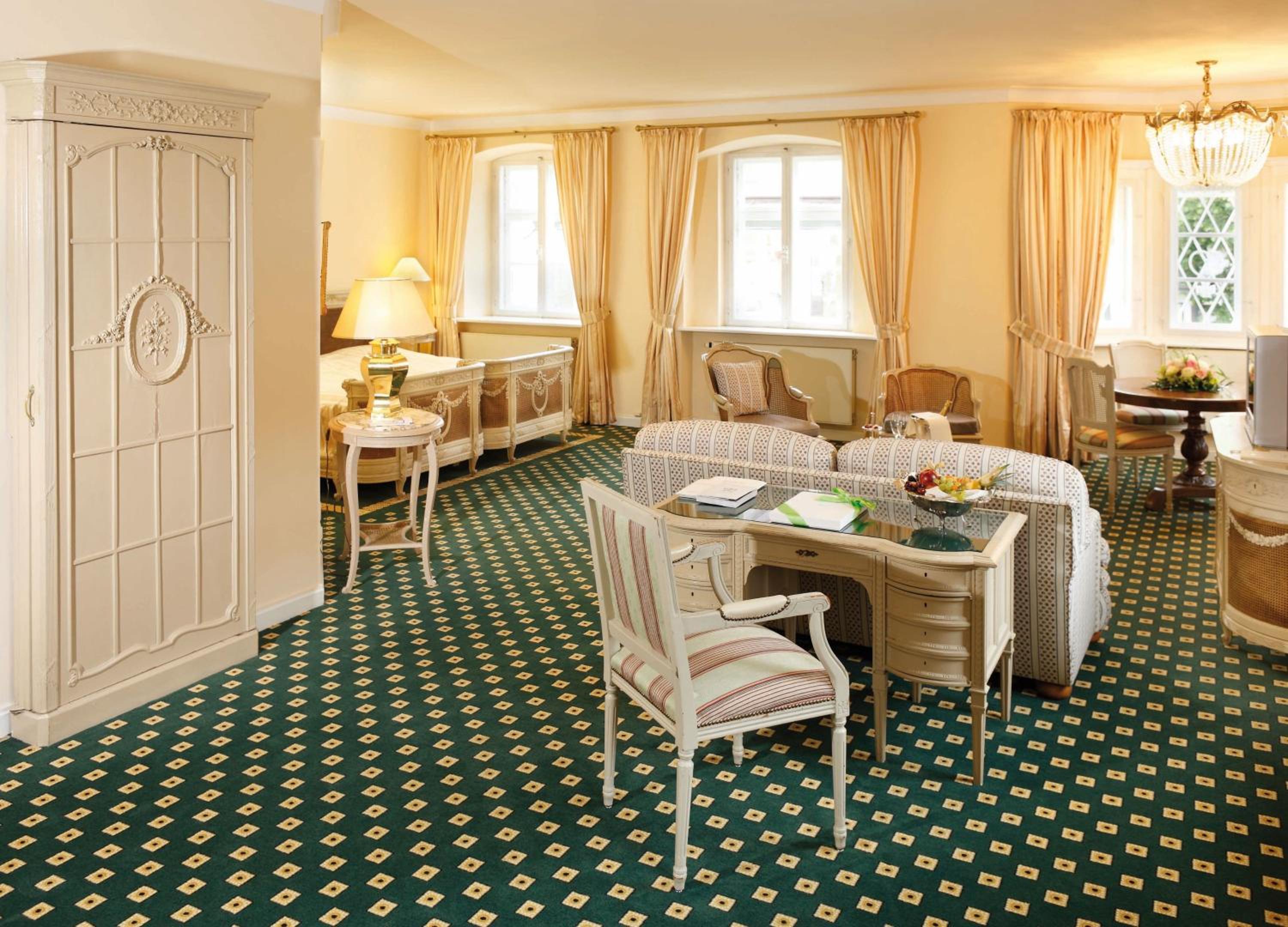 Junior Suite - Photo 1