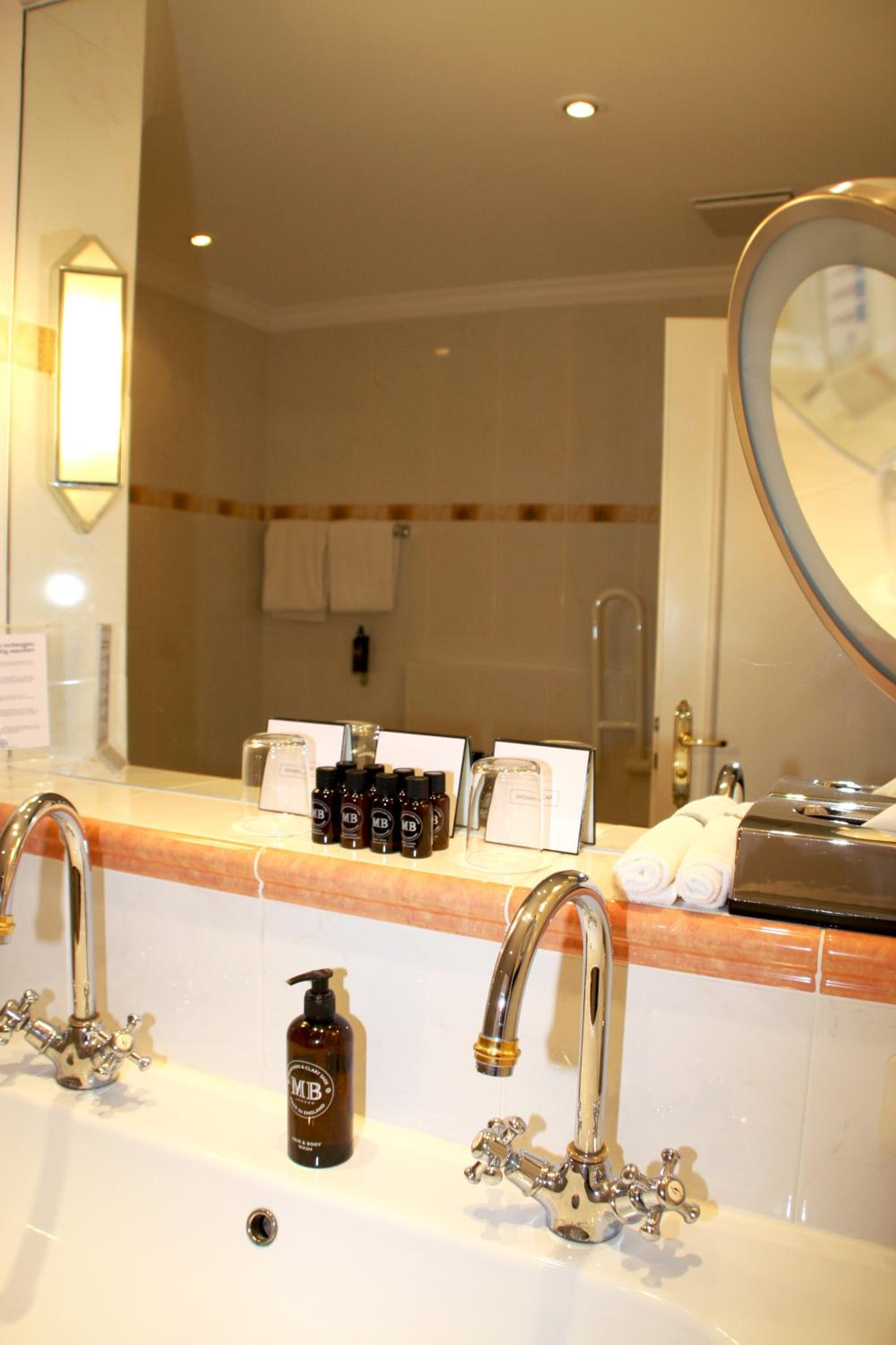Junior Suite - Photo 7