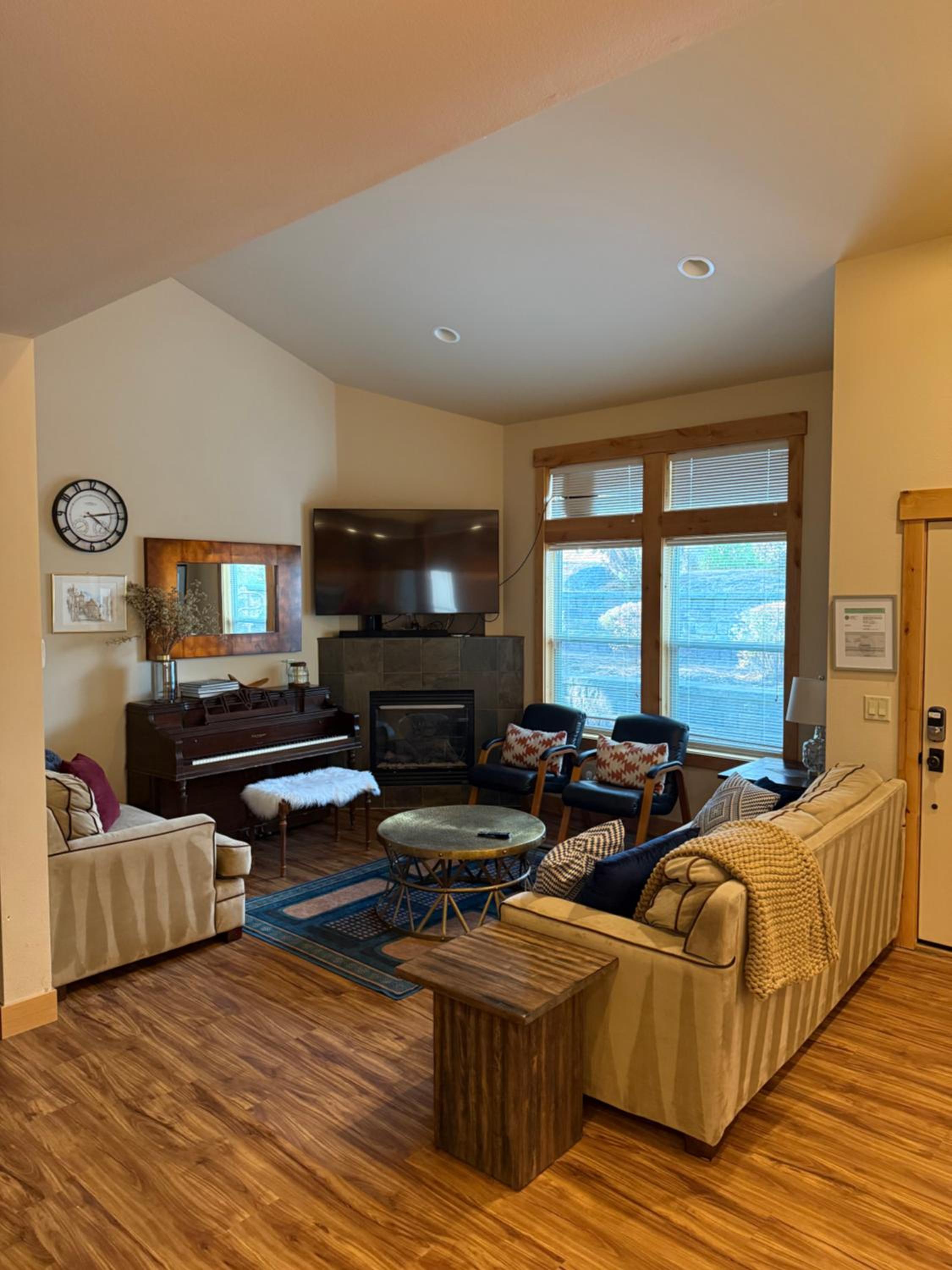 Three-Bedroom Vacation Home  photo 2