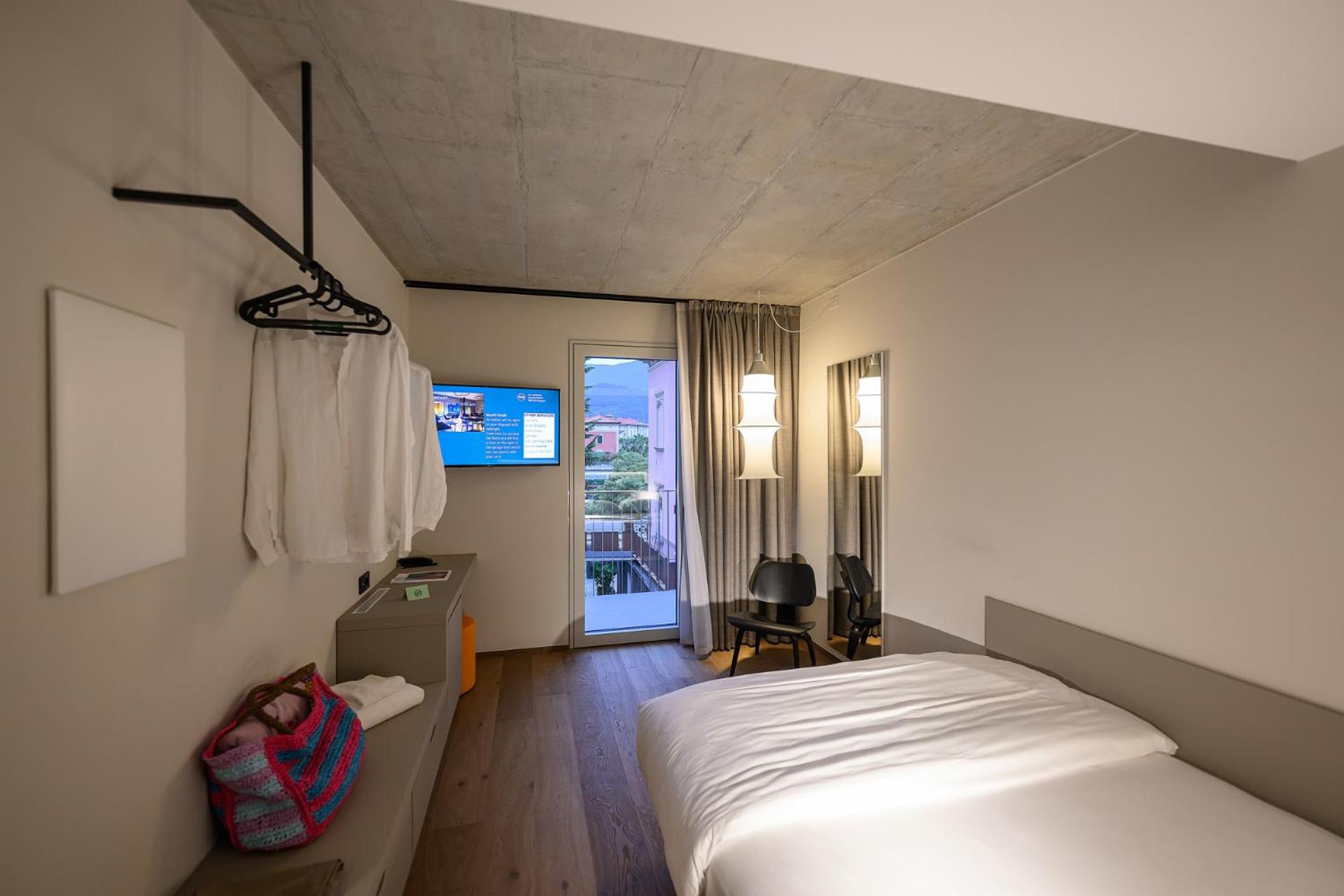 Double Room SIngle Use