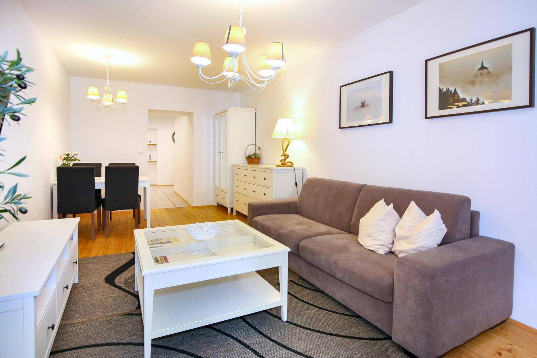 Studio Apartment with One Double Bed