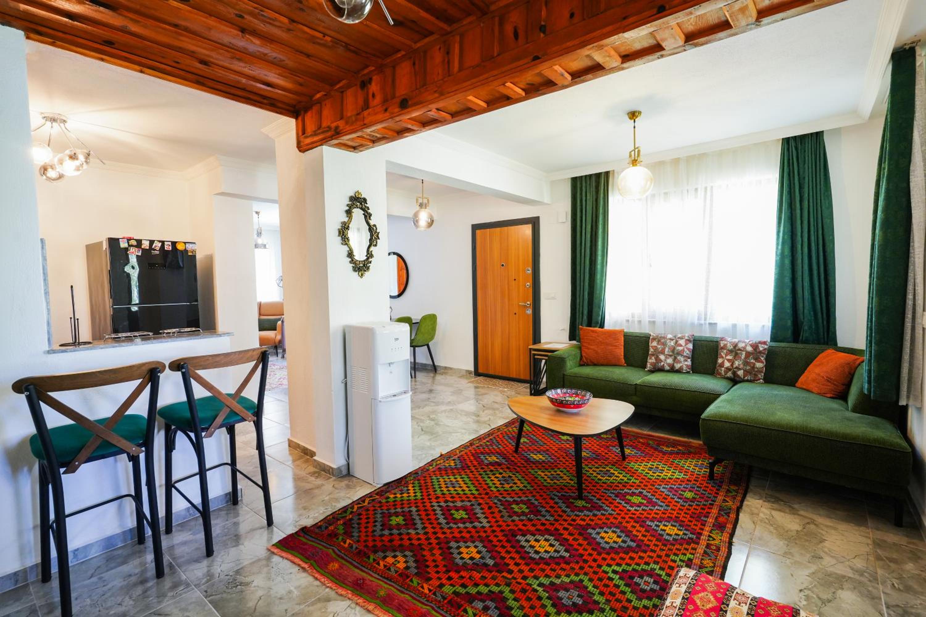 Three-Bedroom Villa photo 1