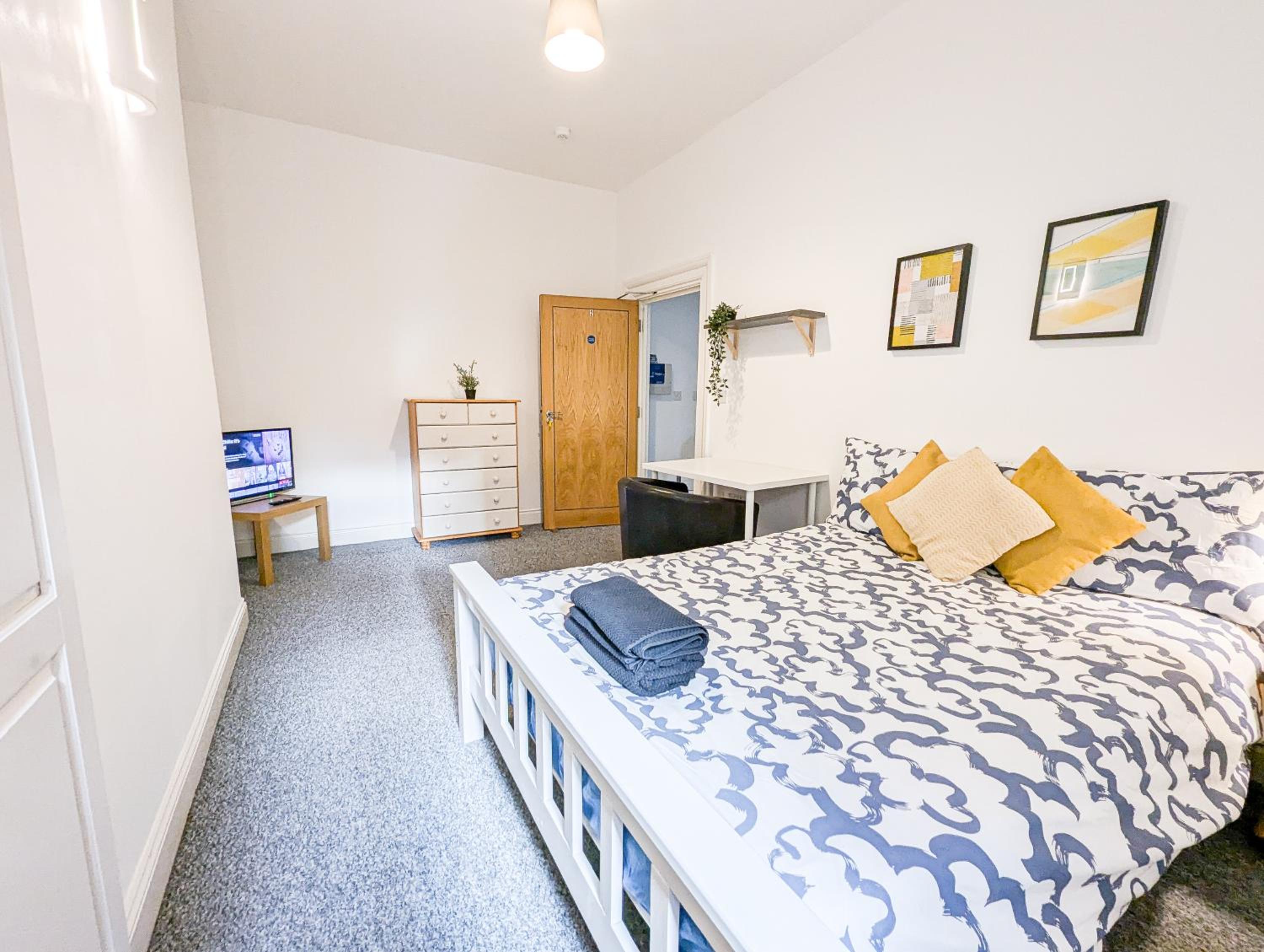 Standard Double Room photo 2