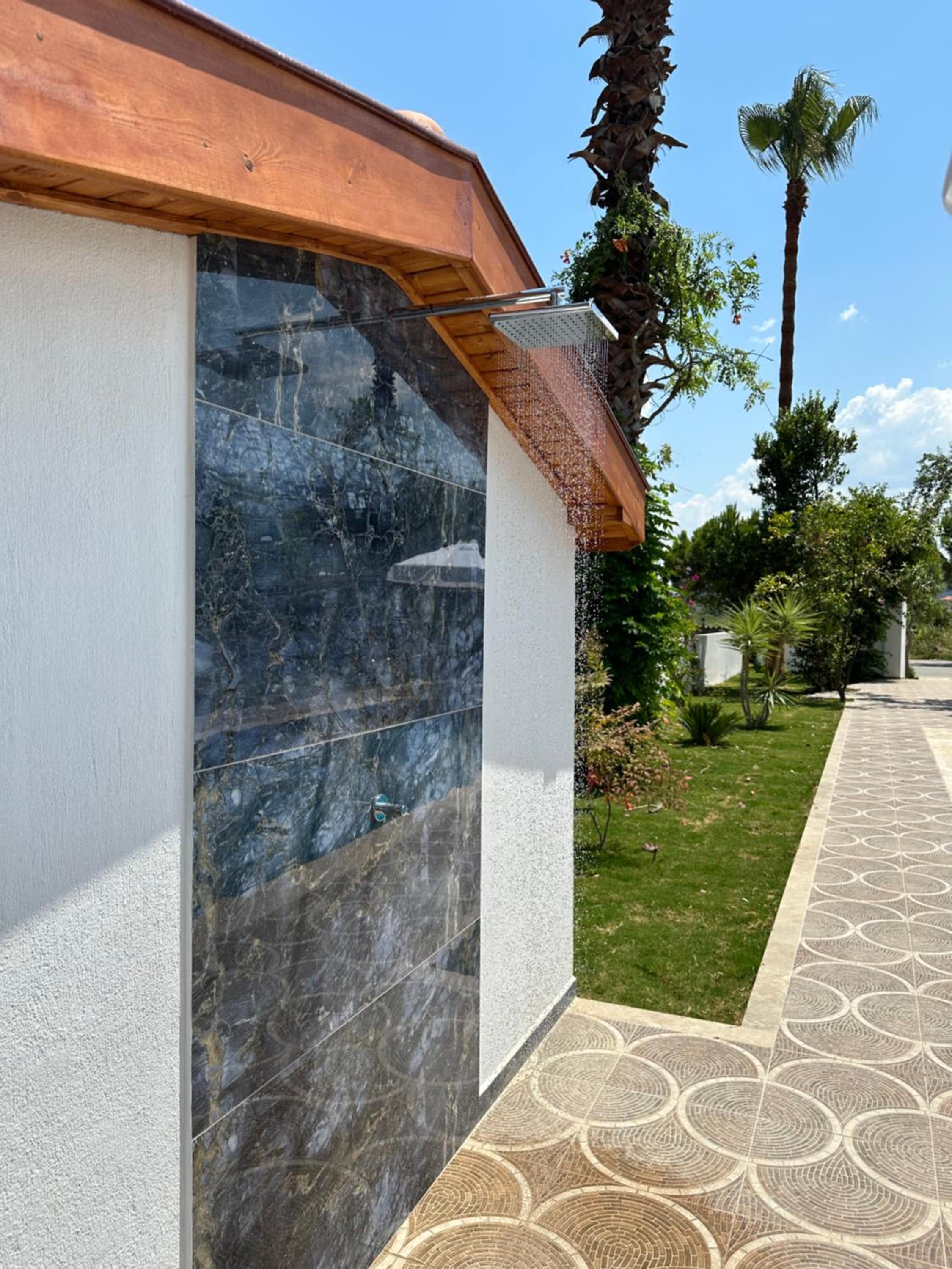 Three-Bedroom Villa photo 2