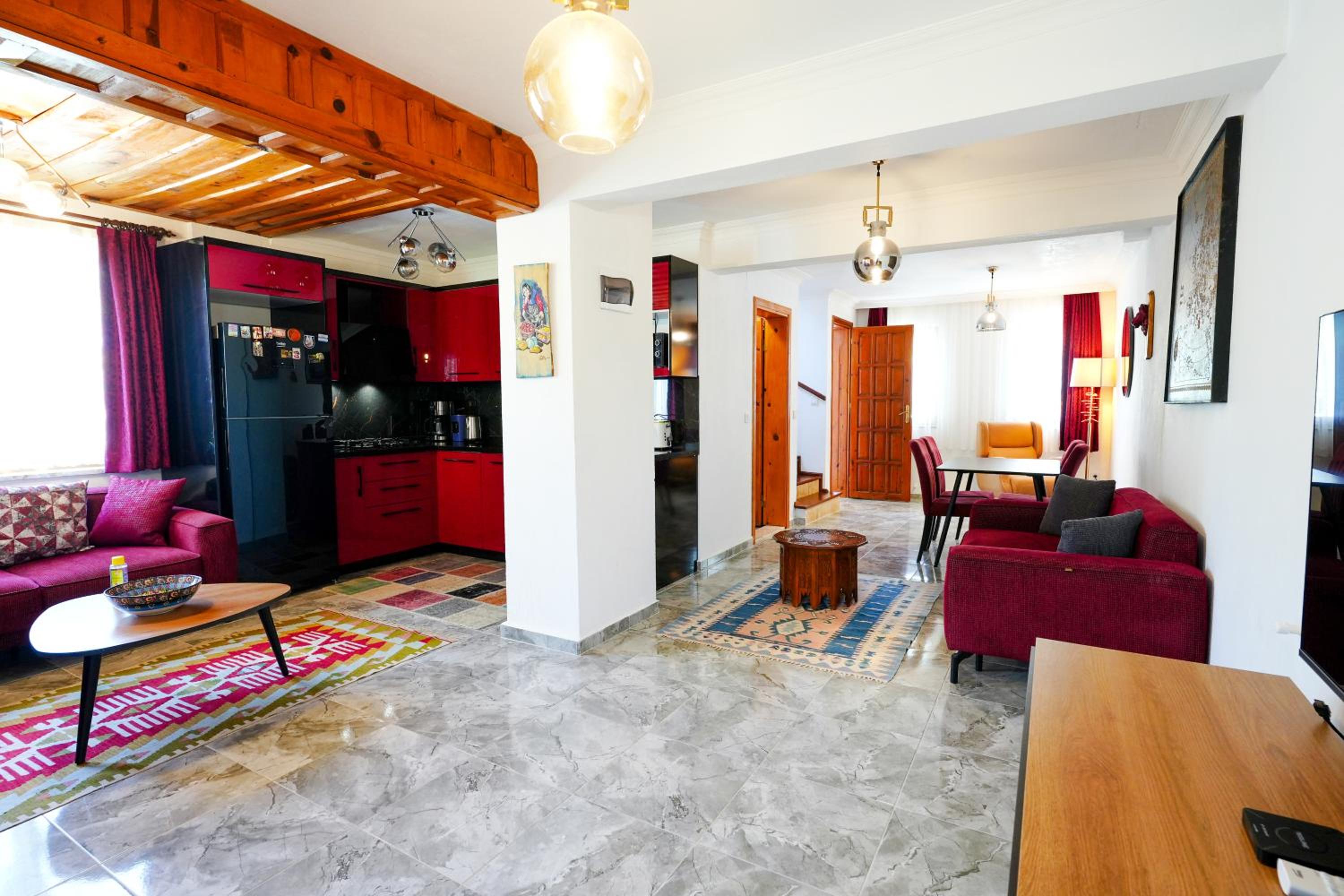 Three-Bedroom Villa photo 1