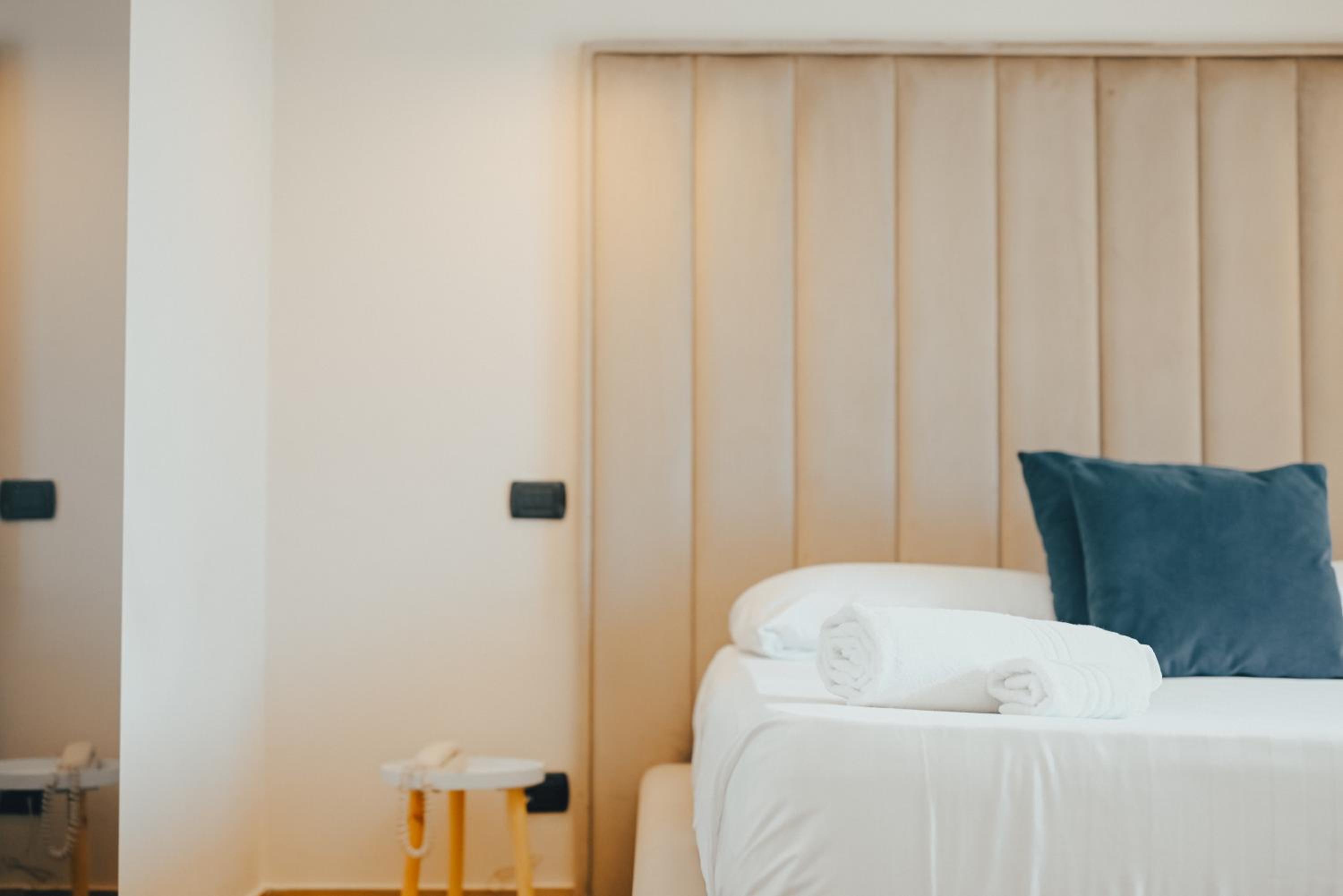 Superior Double Room with Sea View - Photo 6