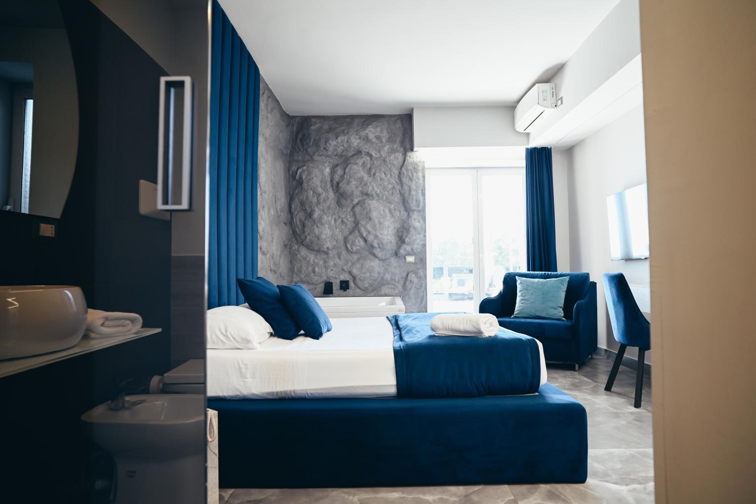 Junior Suite - Photo 7