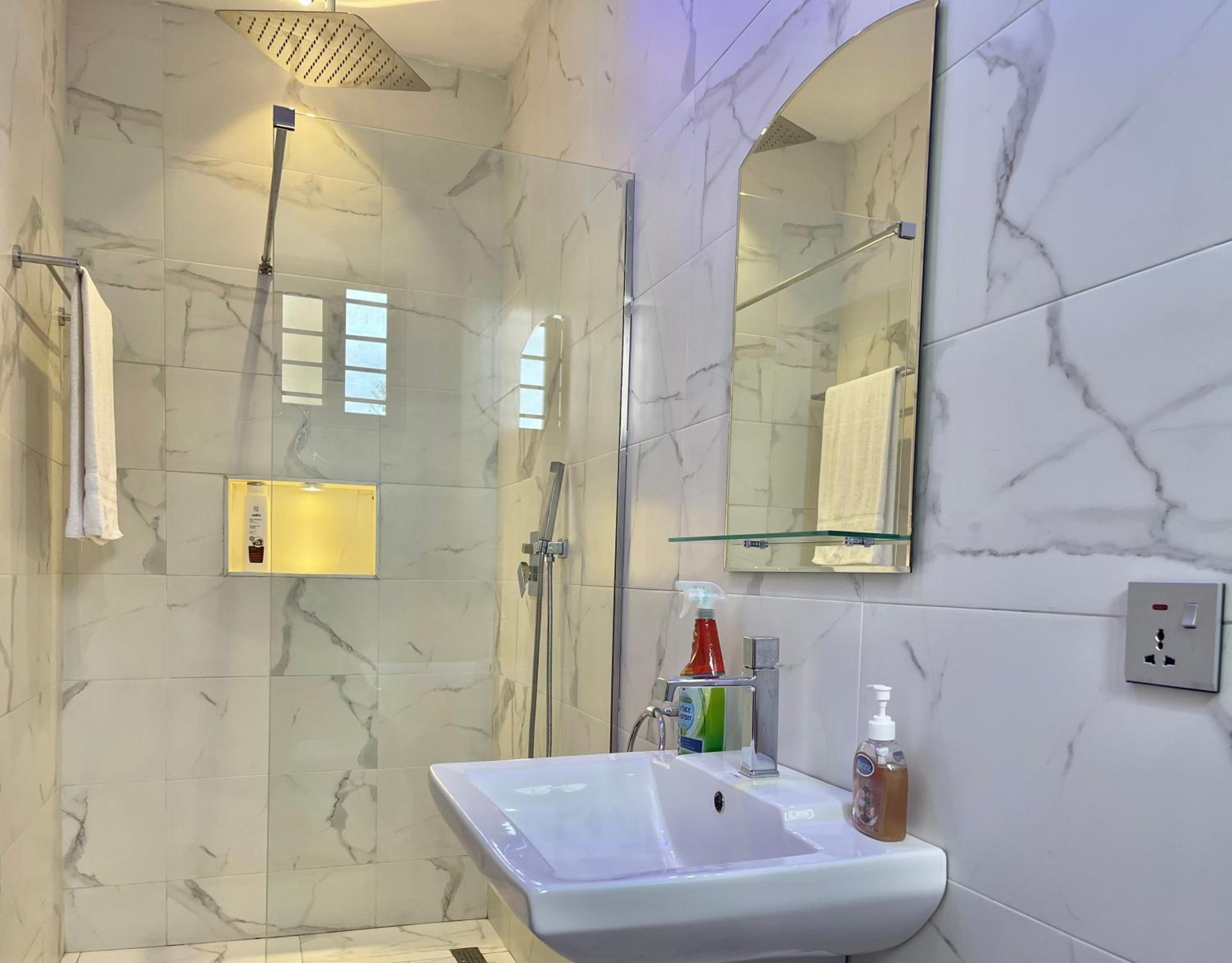 Double Room with Private Bathroom photo 2