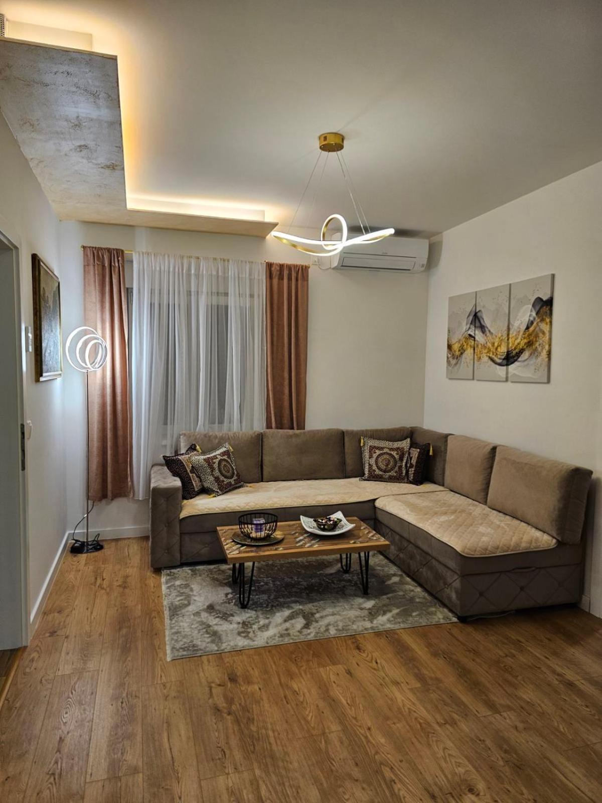 Two-Bedroom Apartment photo 3