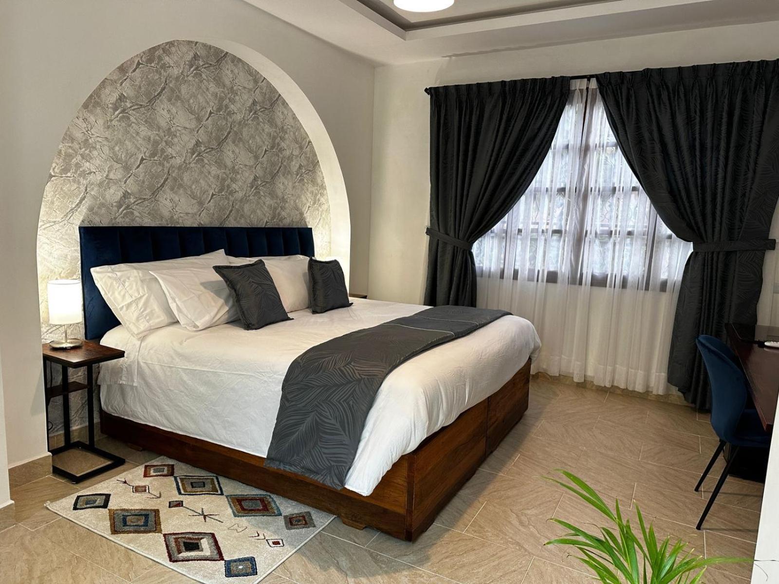 Deluxe Double or Twin Room