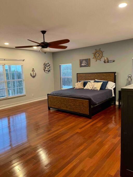 Three-Bedroom House photo 1