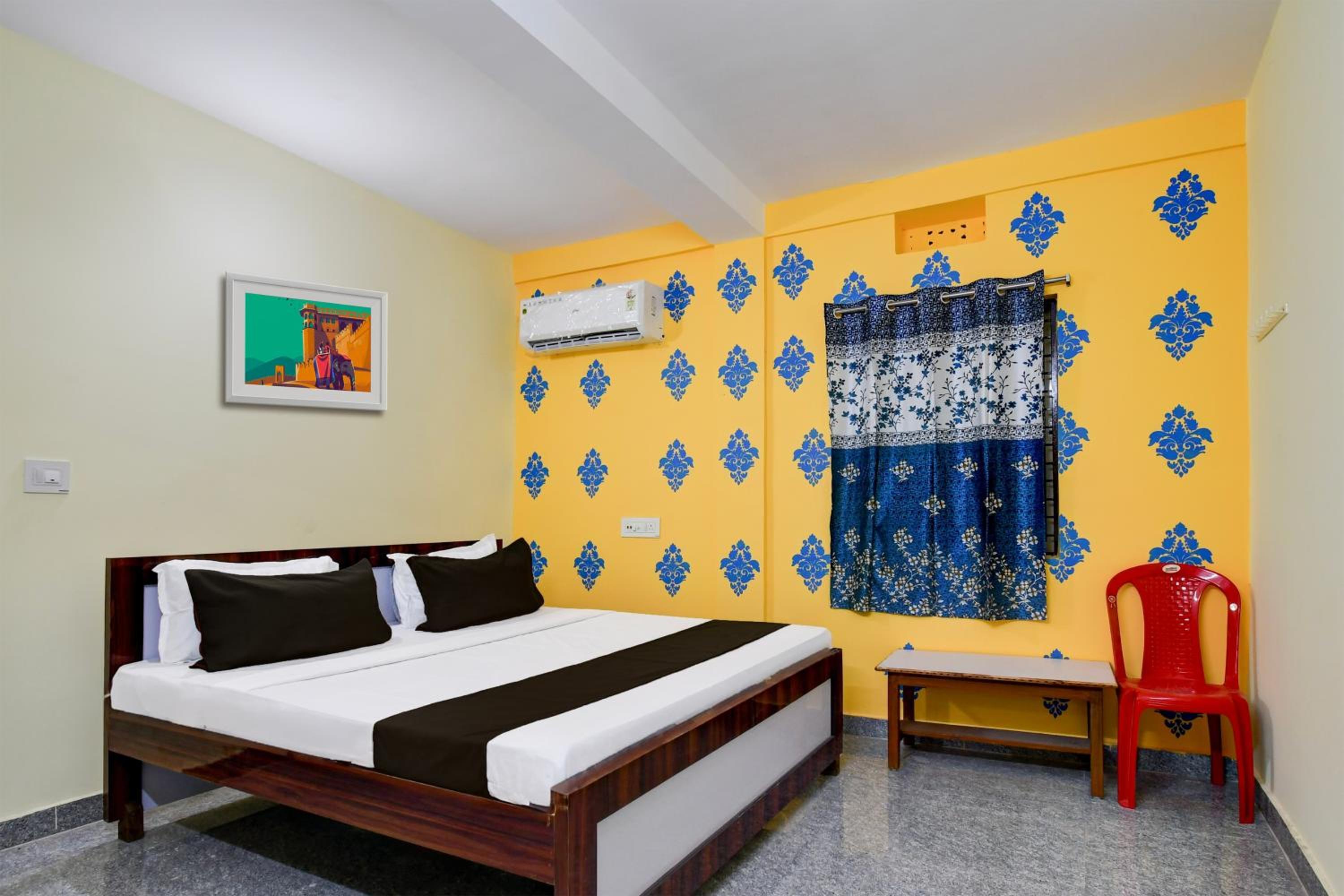 Classic Triple Room