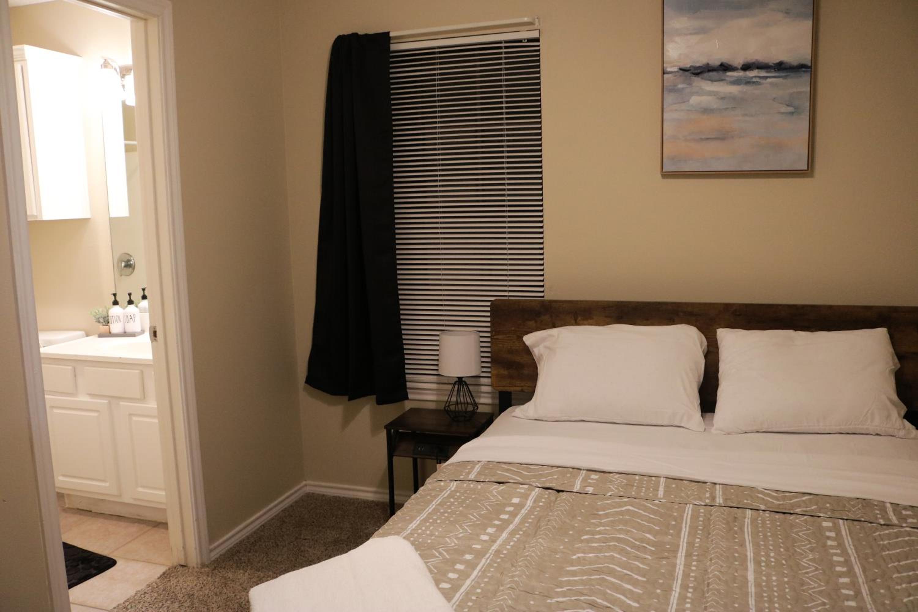 Double Room with Private Bathroom photo 2