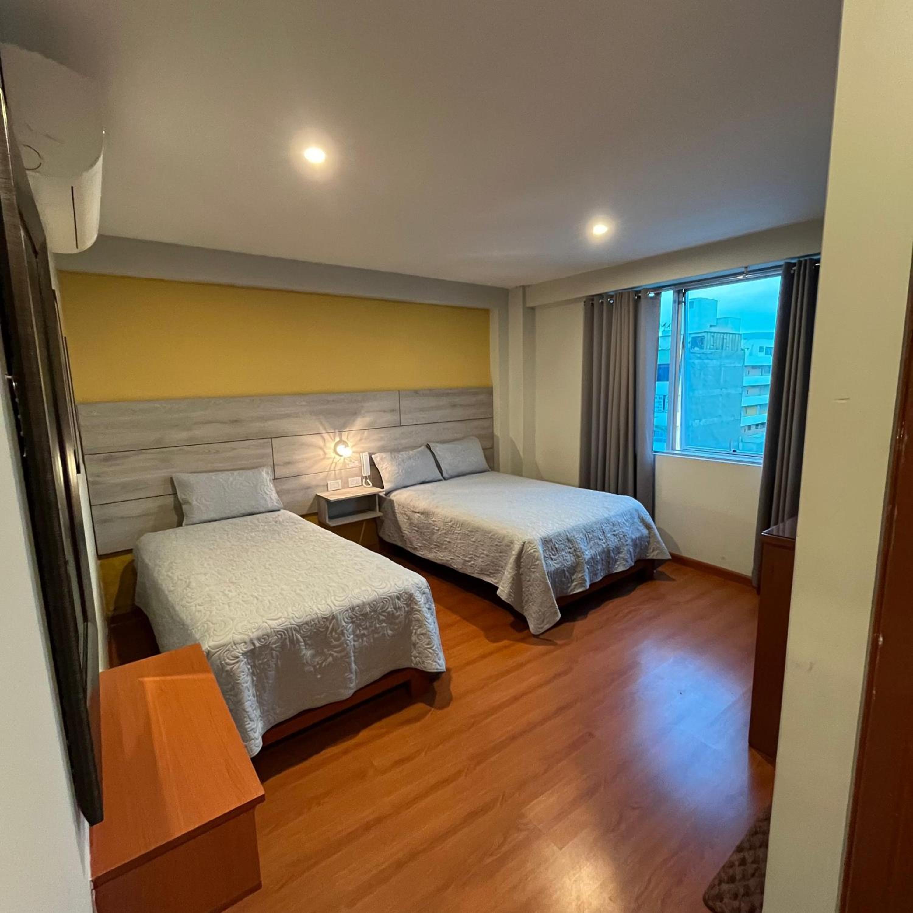 Triple Room