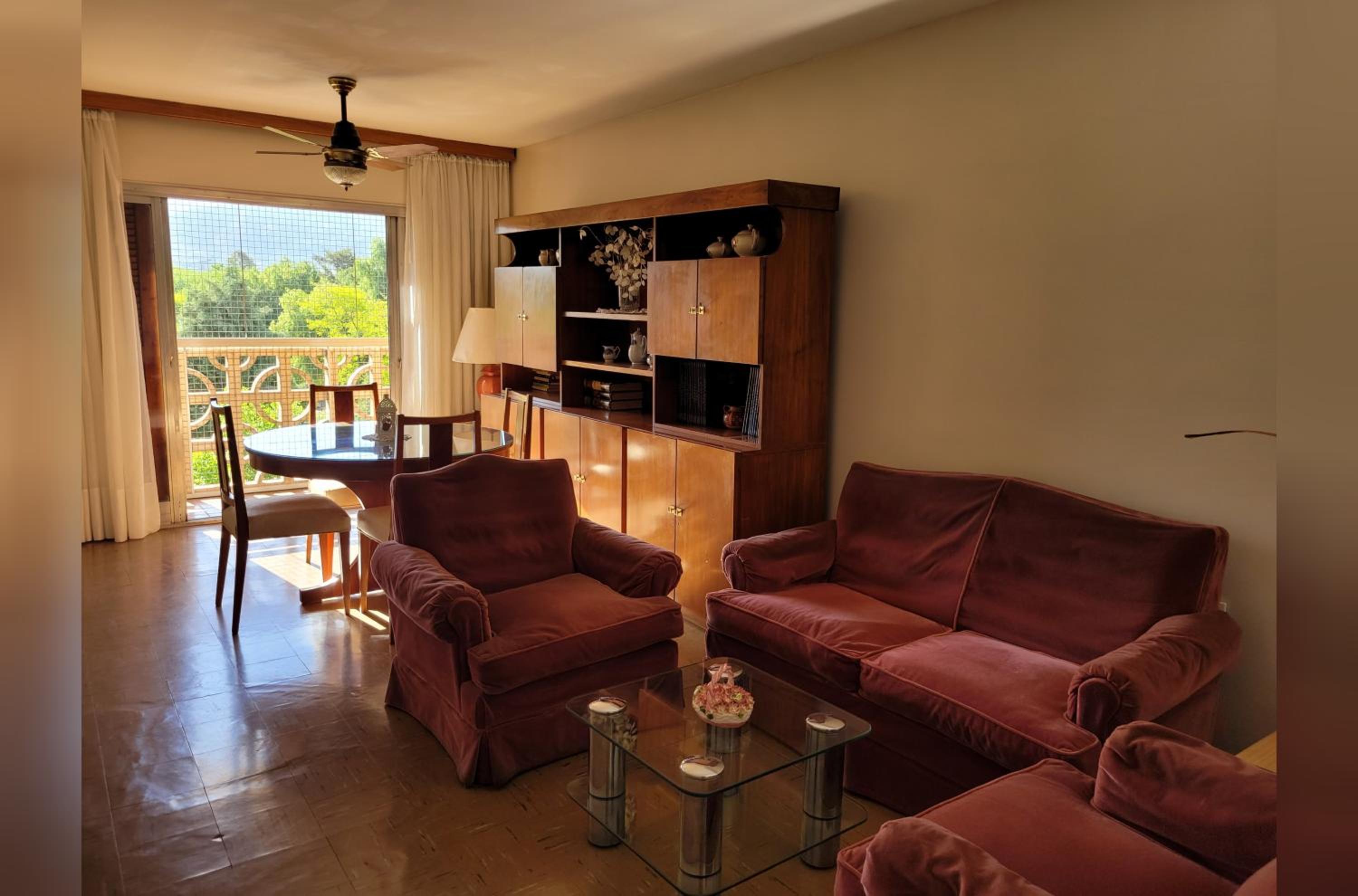 Family Two-Bedroom Apartment with View photo 1