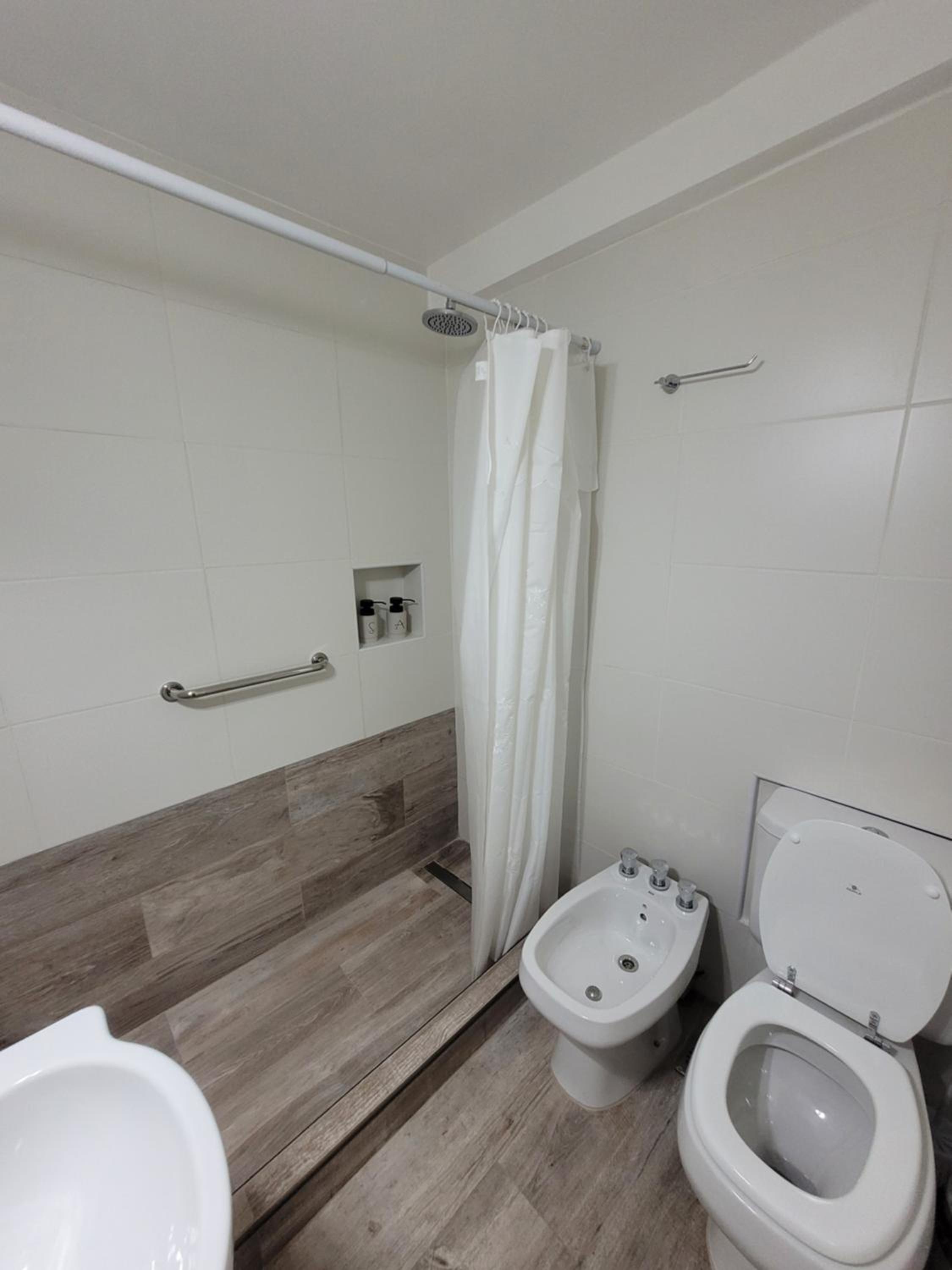Family Two-Bedroom Apartment with View photo 2