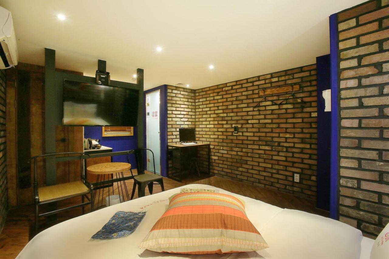 Premium Double Room - Photo 5