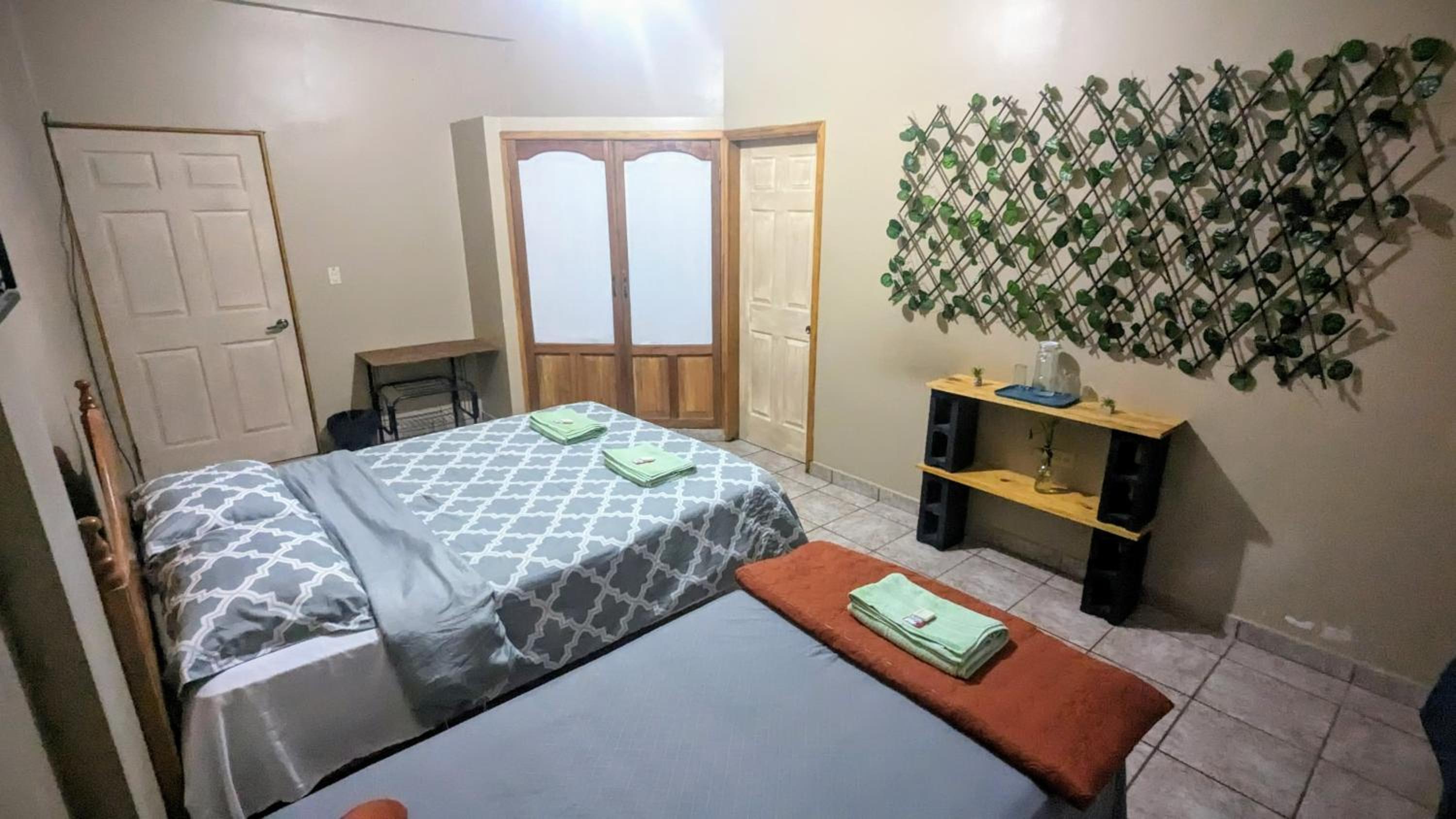 Four-Bedroom House photo 3