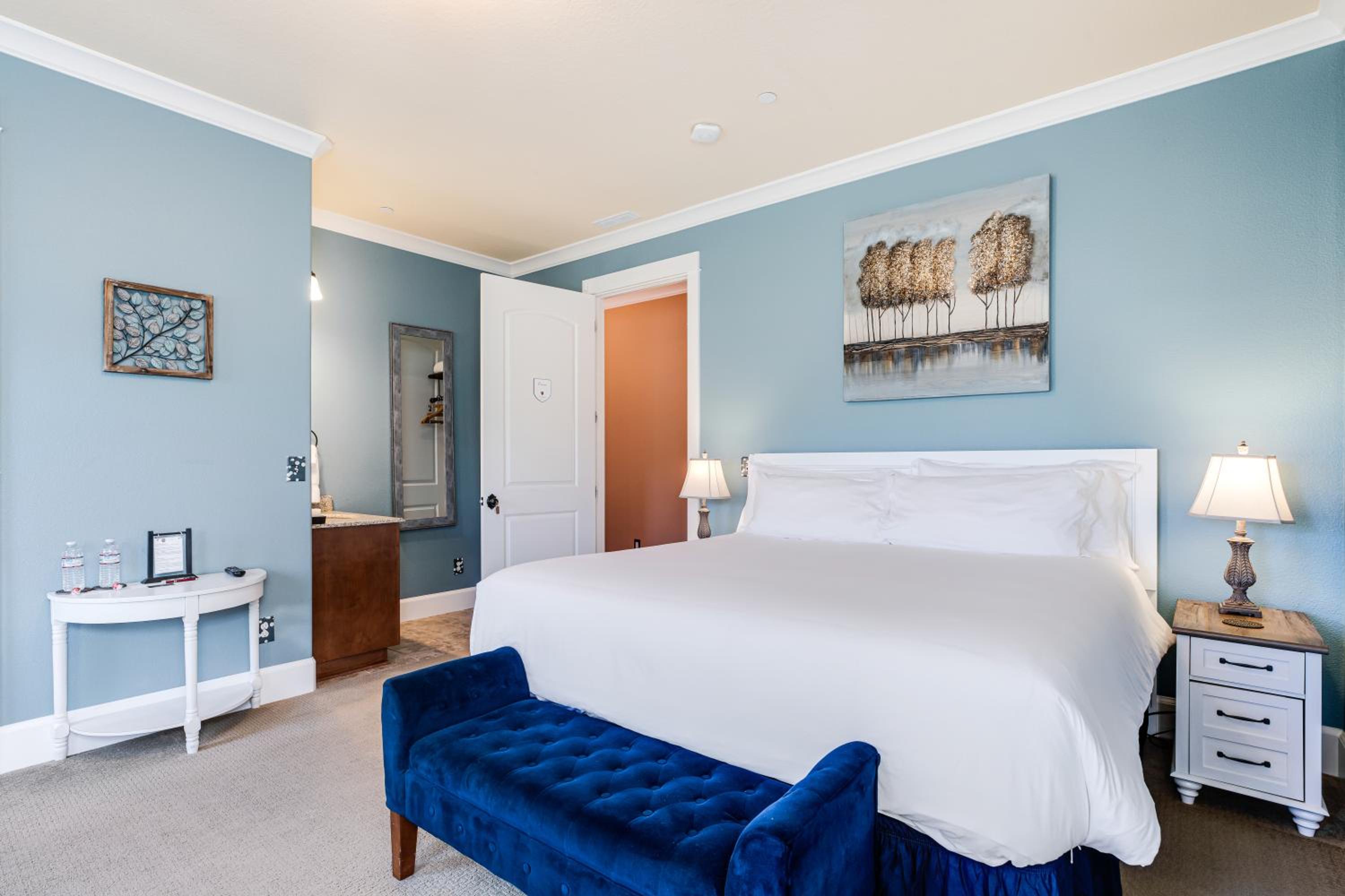 Standard King Room