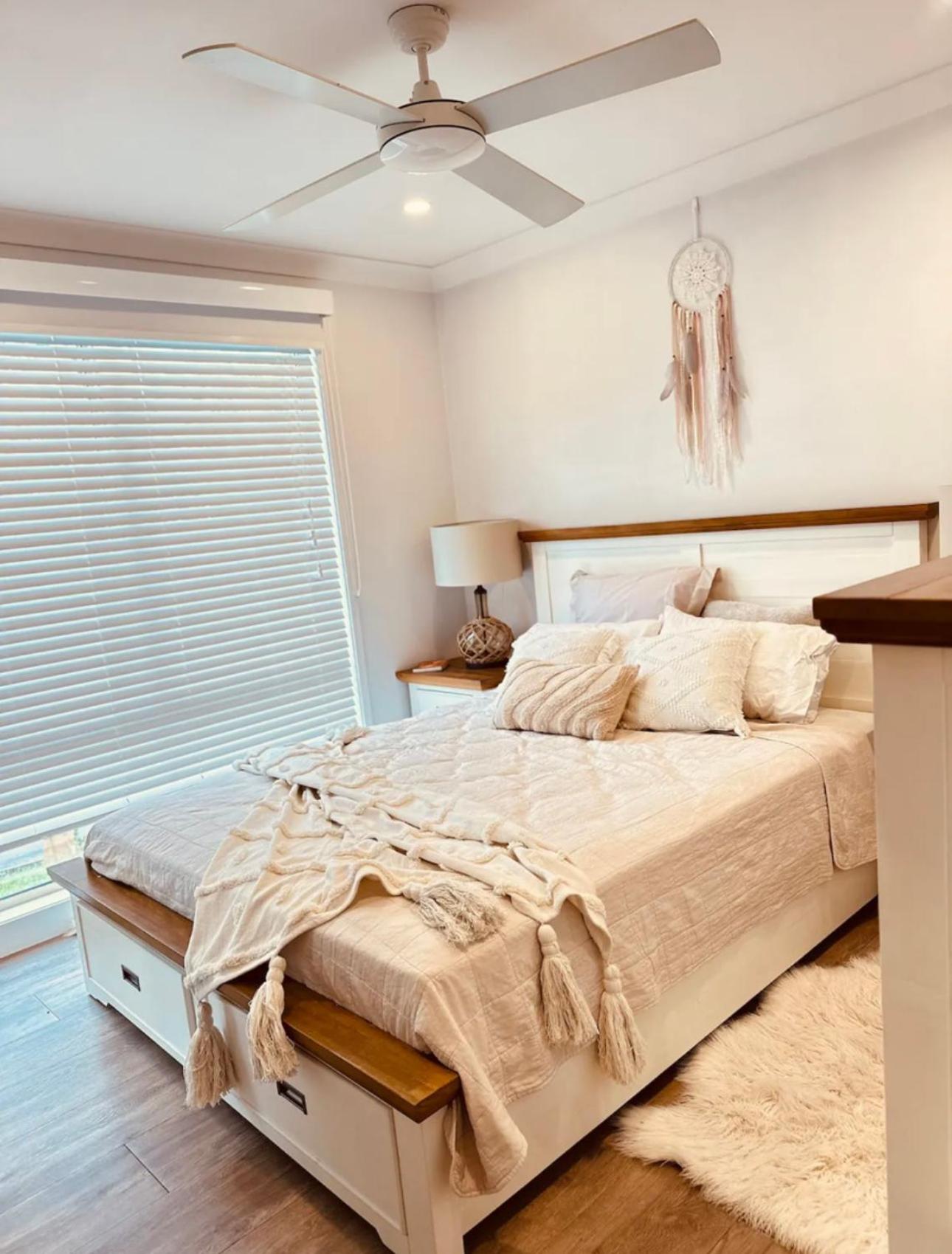 Four-Bedroom House photo 2