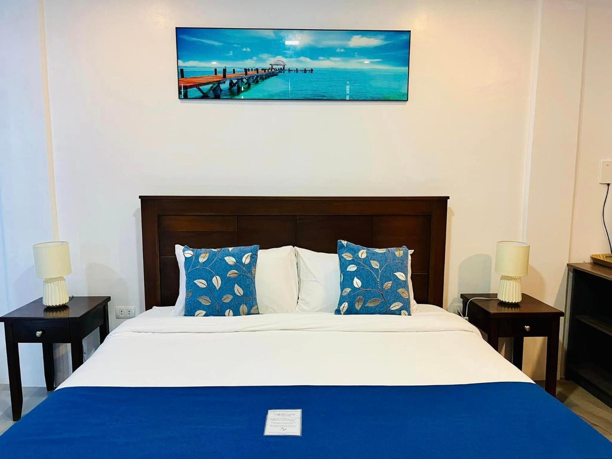 Suite with Sea View - Photo 8