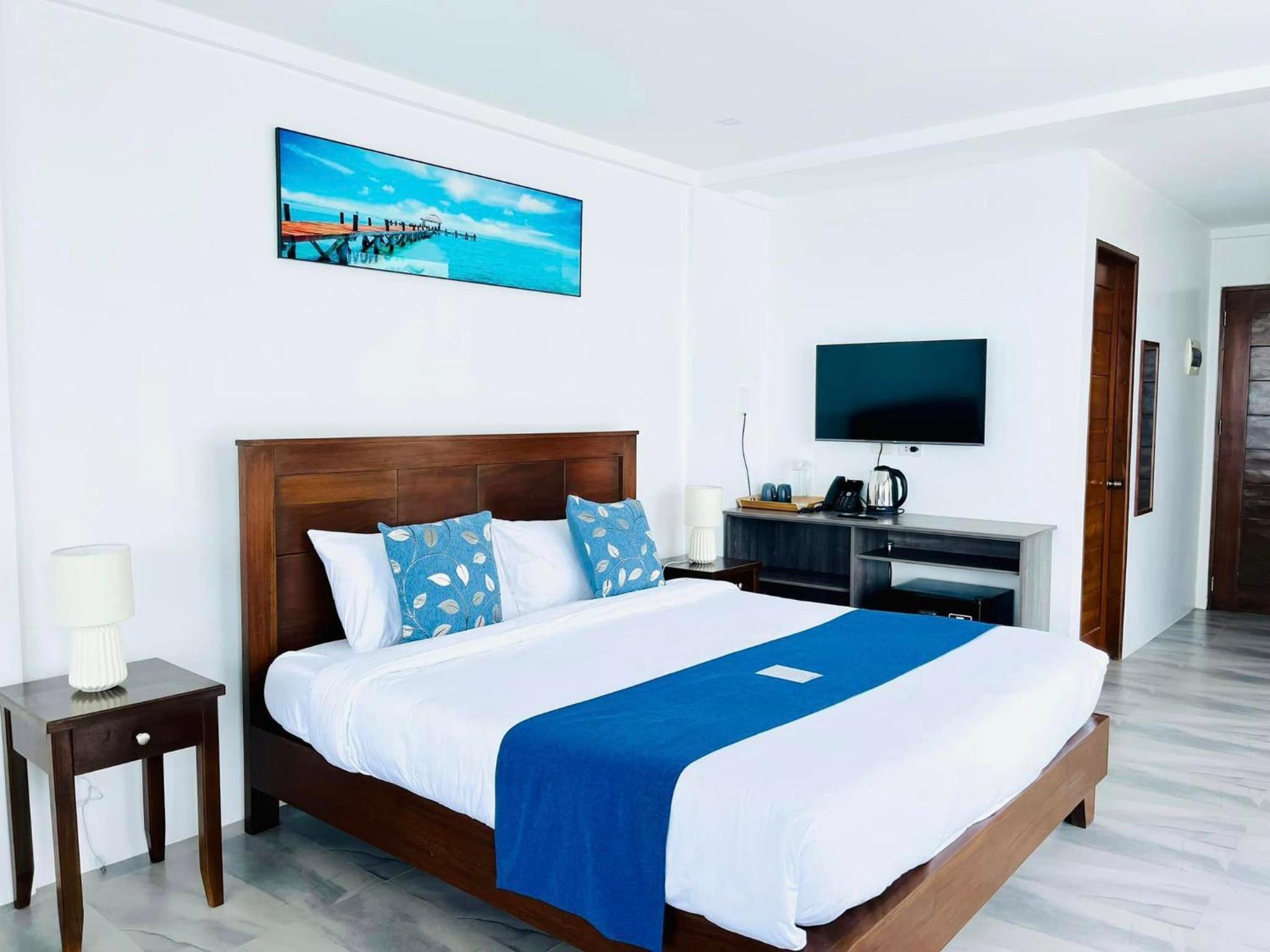 Suite with Sea View - Photo 2