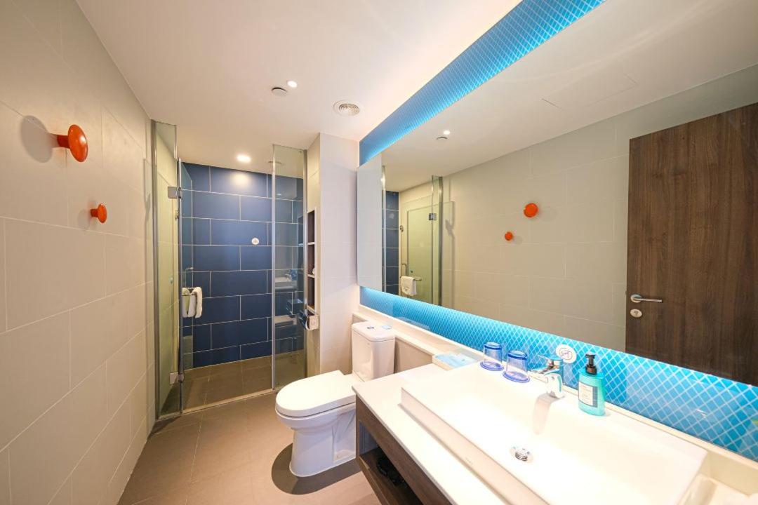 King Suite - Photo 5